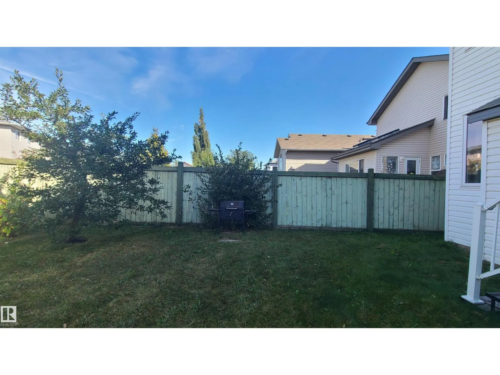 21212 89a AV NW NW