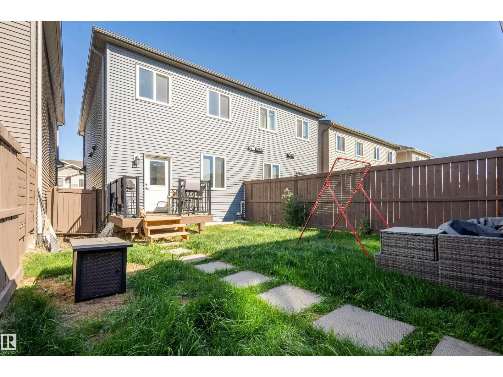 1235 PODERSKY WD SW
