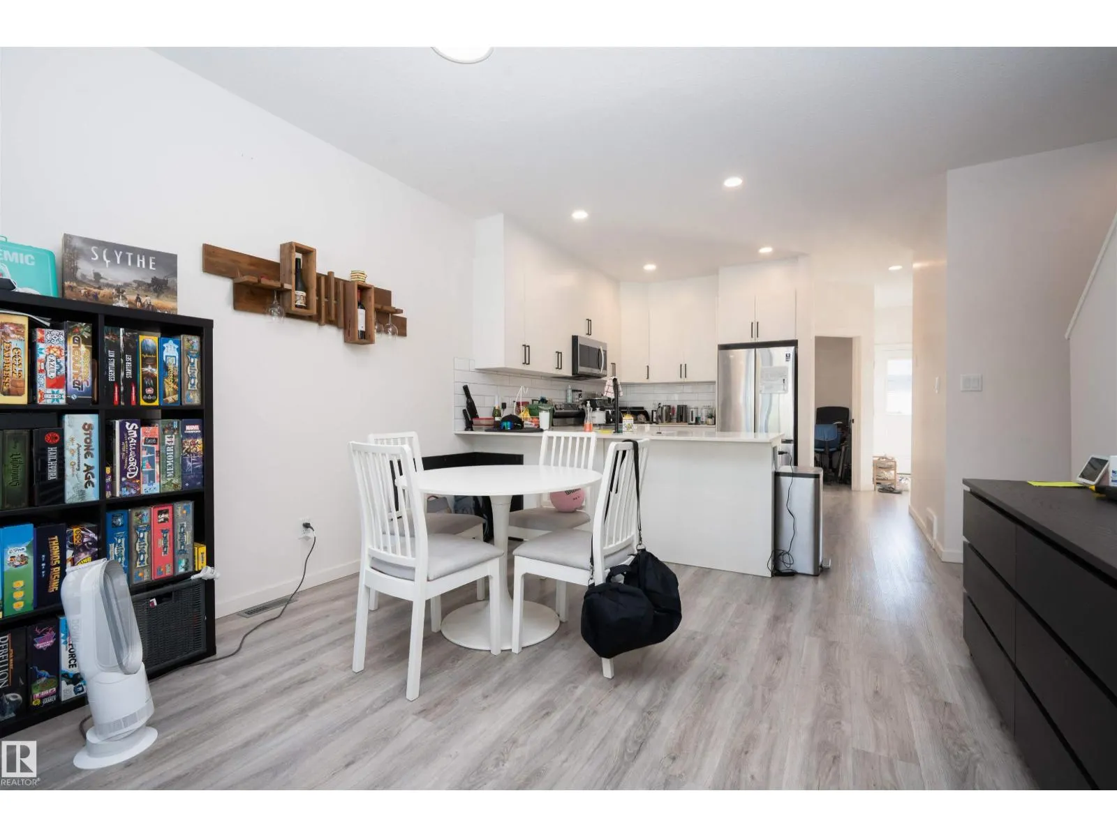 1235 PODERSKY WD SW