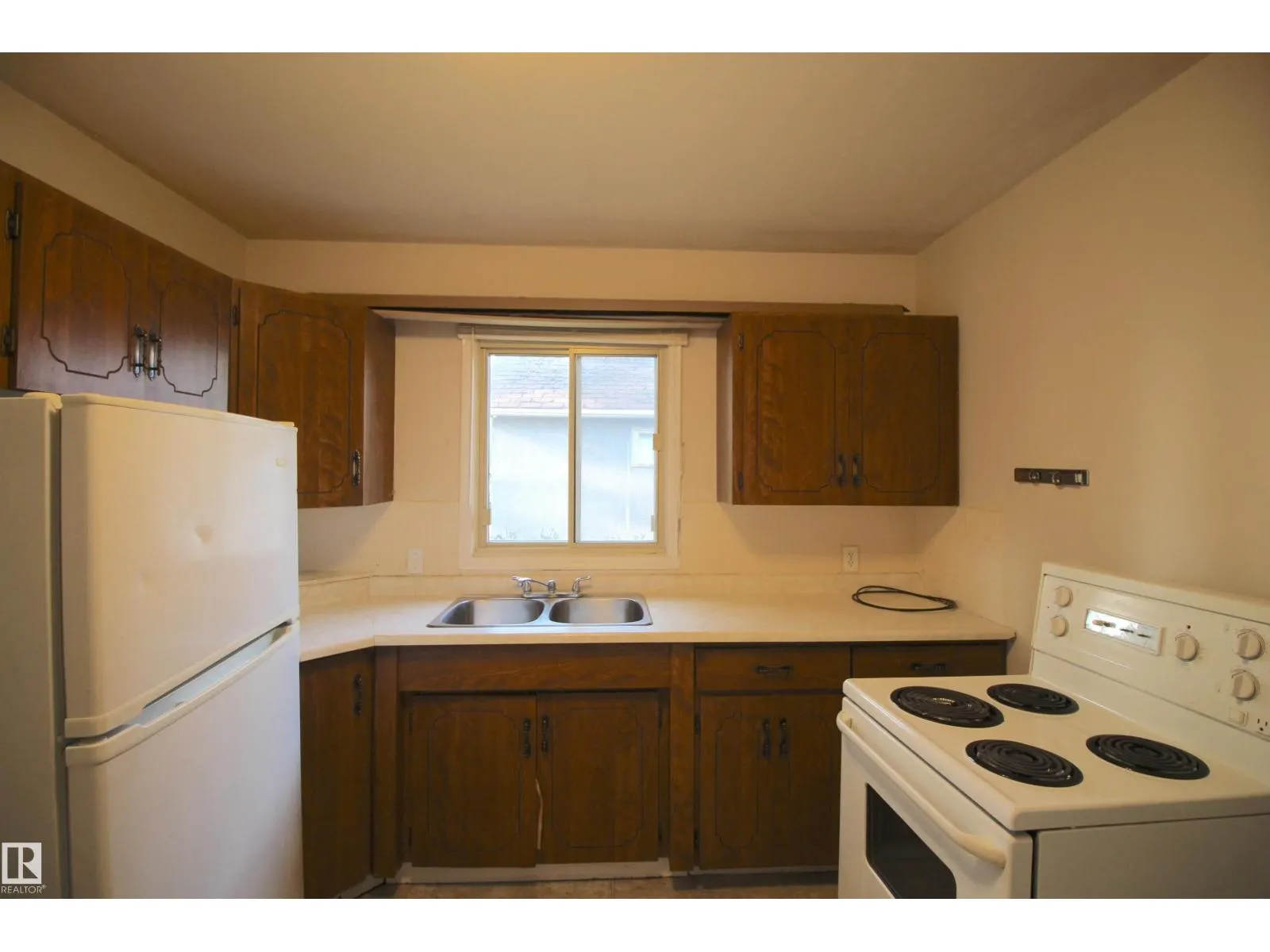 5021 48 ST