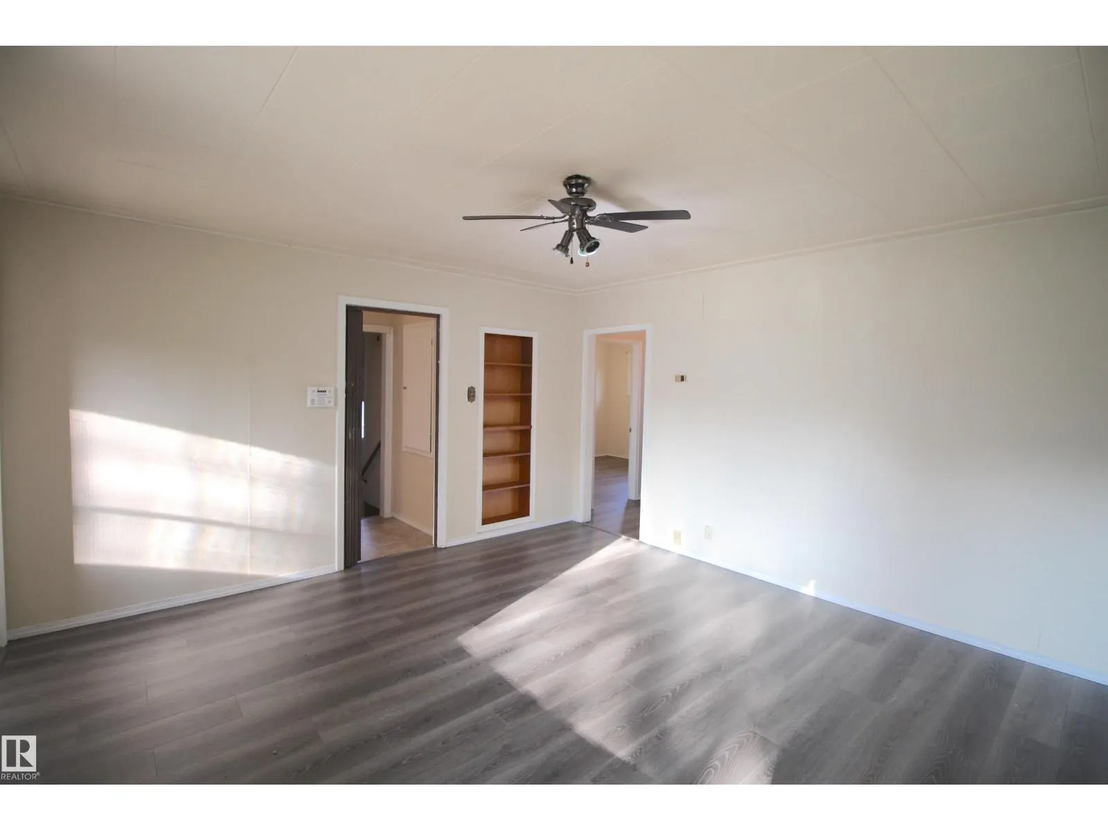 5021 48 ST