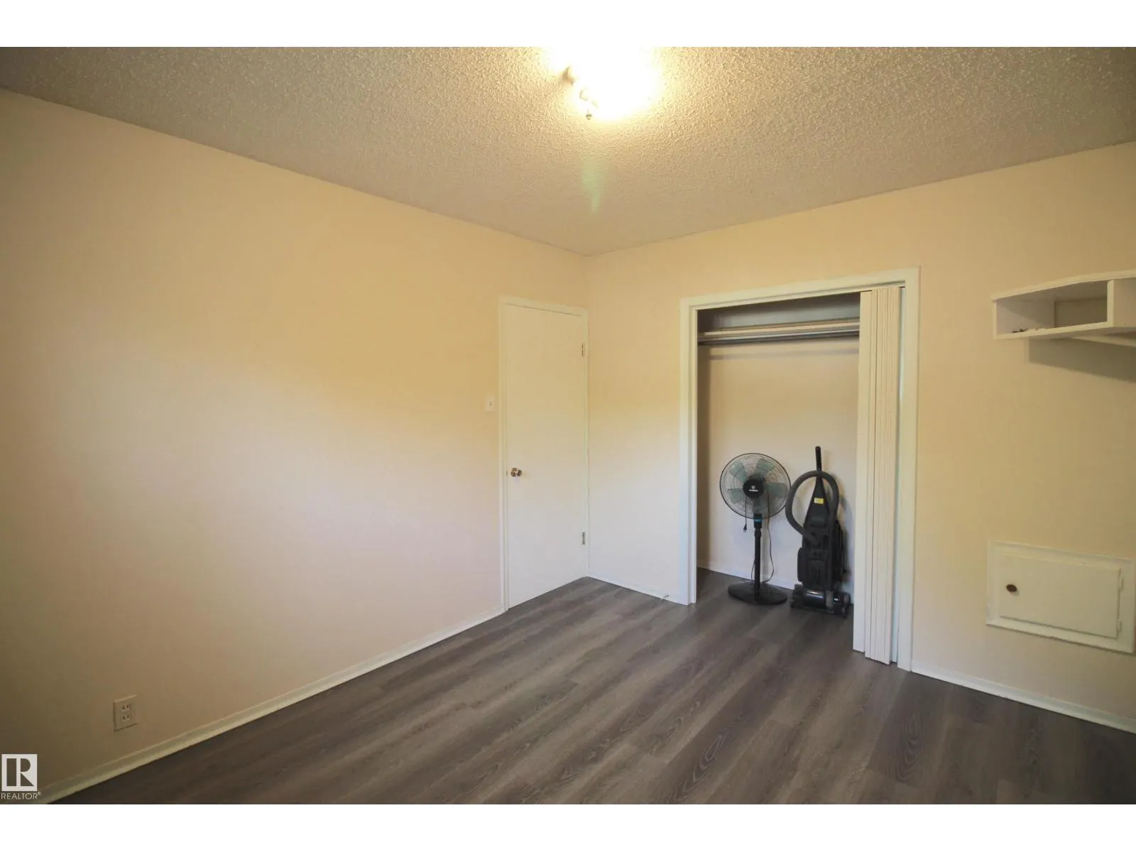 5021 48 ST