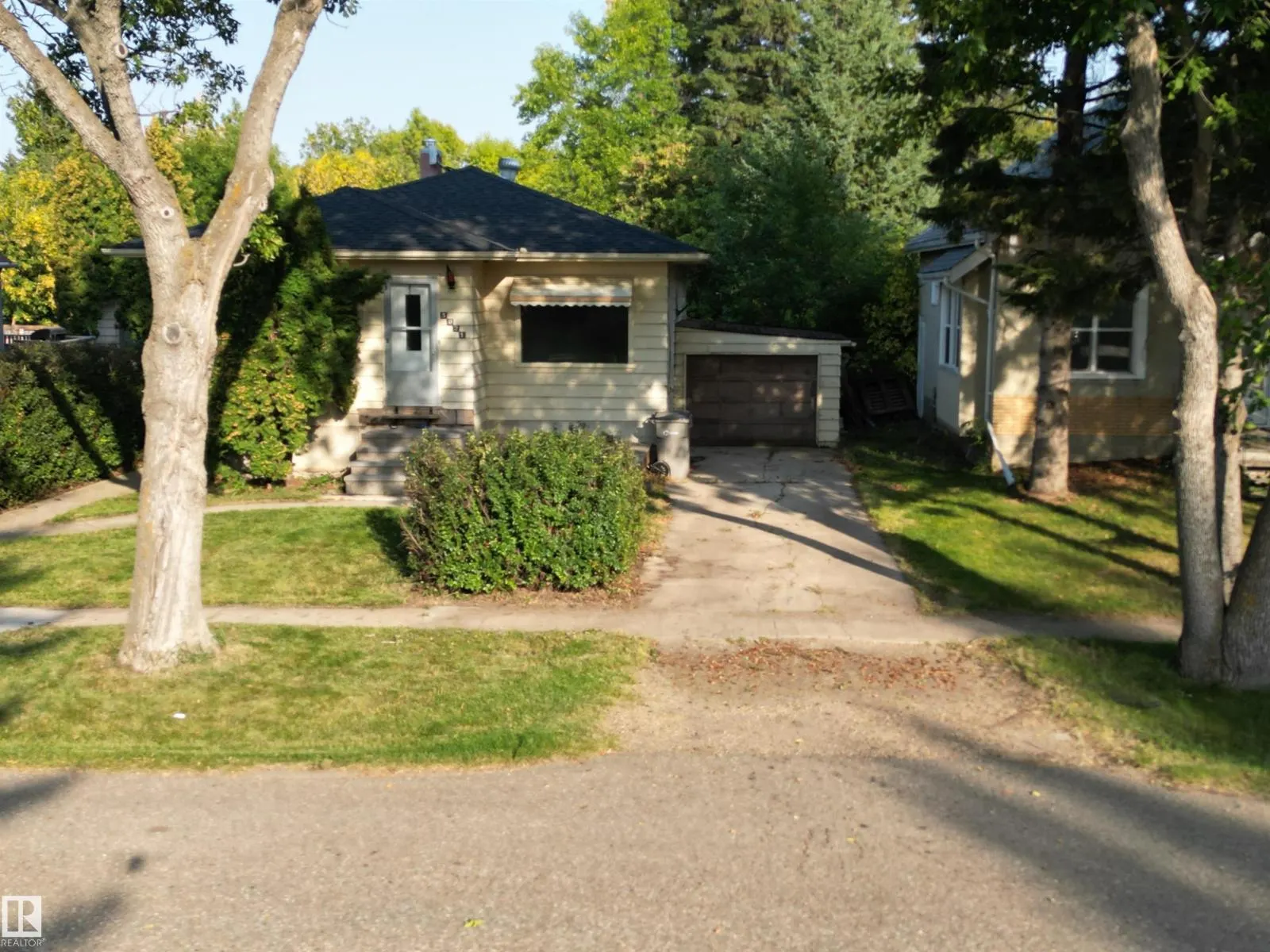 5021 48 ST