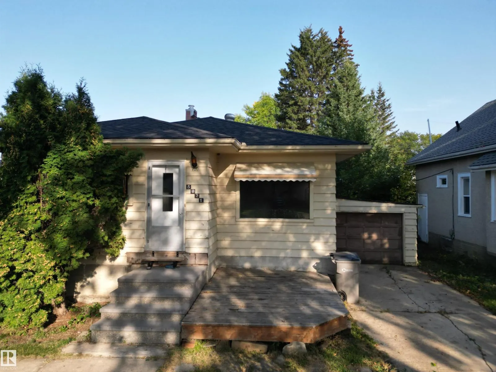 5021 48 ST