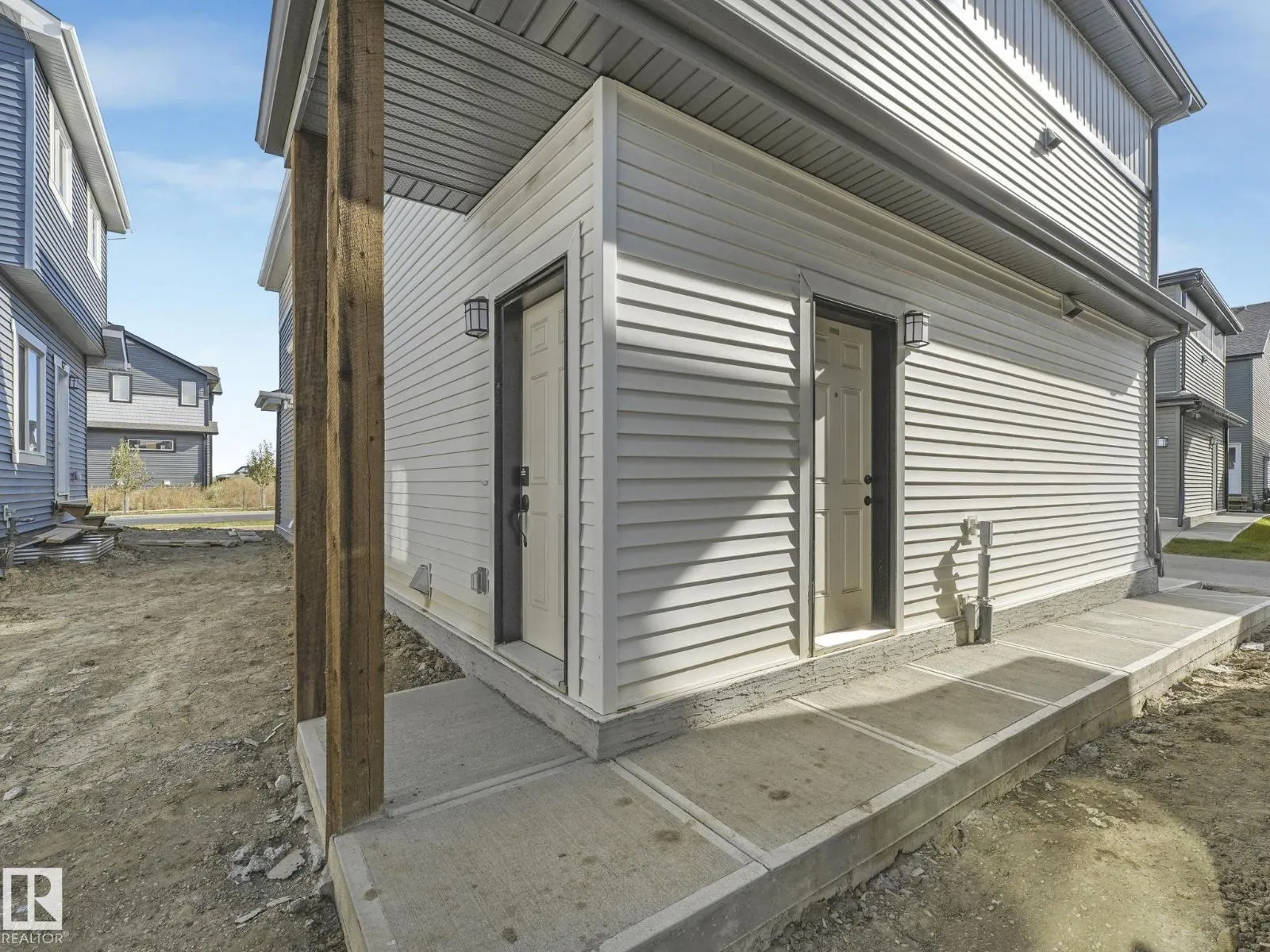 238 Orchards Blvd SW