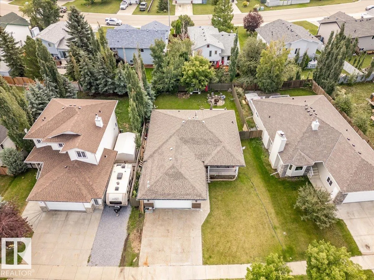 16 Westview DR