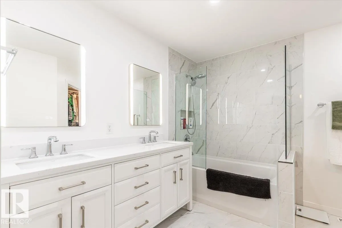 16 Westview DR