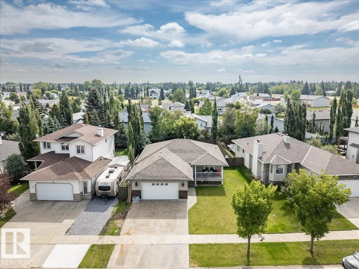 16 Westview DR