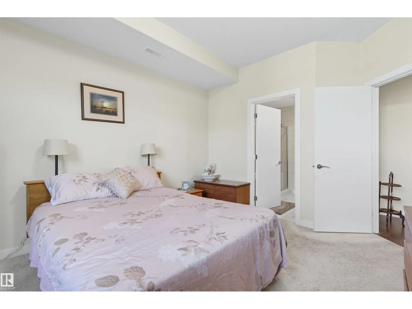 #414 625 LEGER WY NW