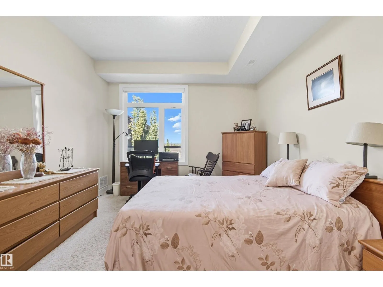 #414 625 LEGER WY NW