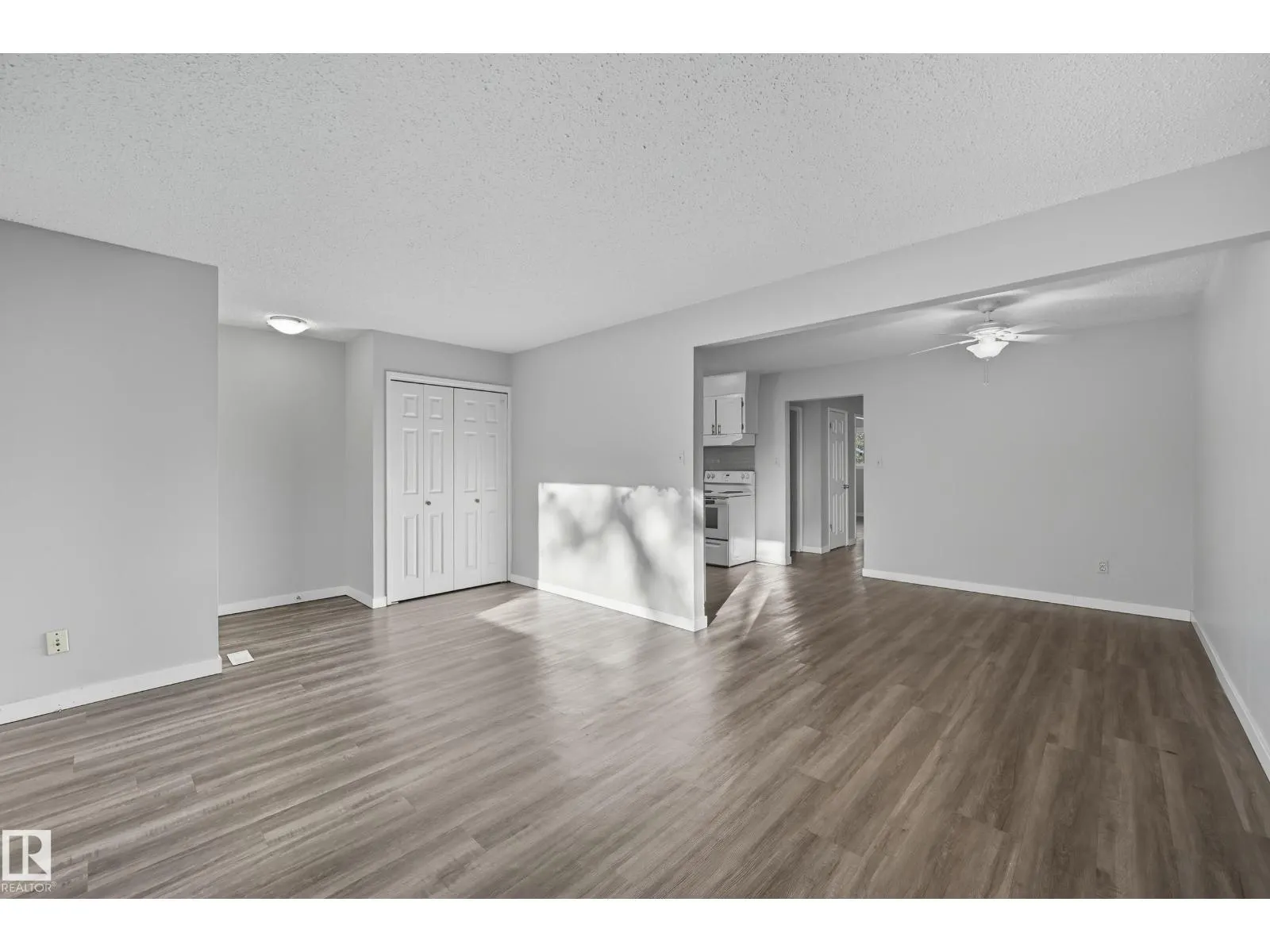12707 12709 122 ST NW