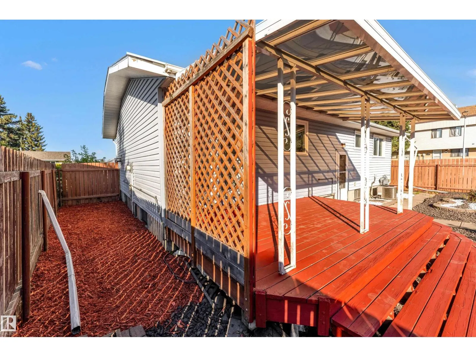 8103 14 AV NW