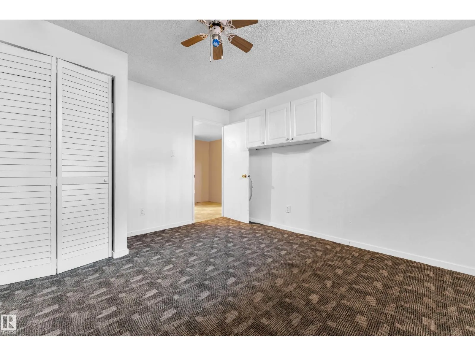 8103 14 AV NW