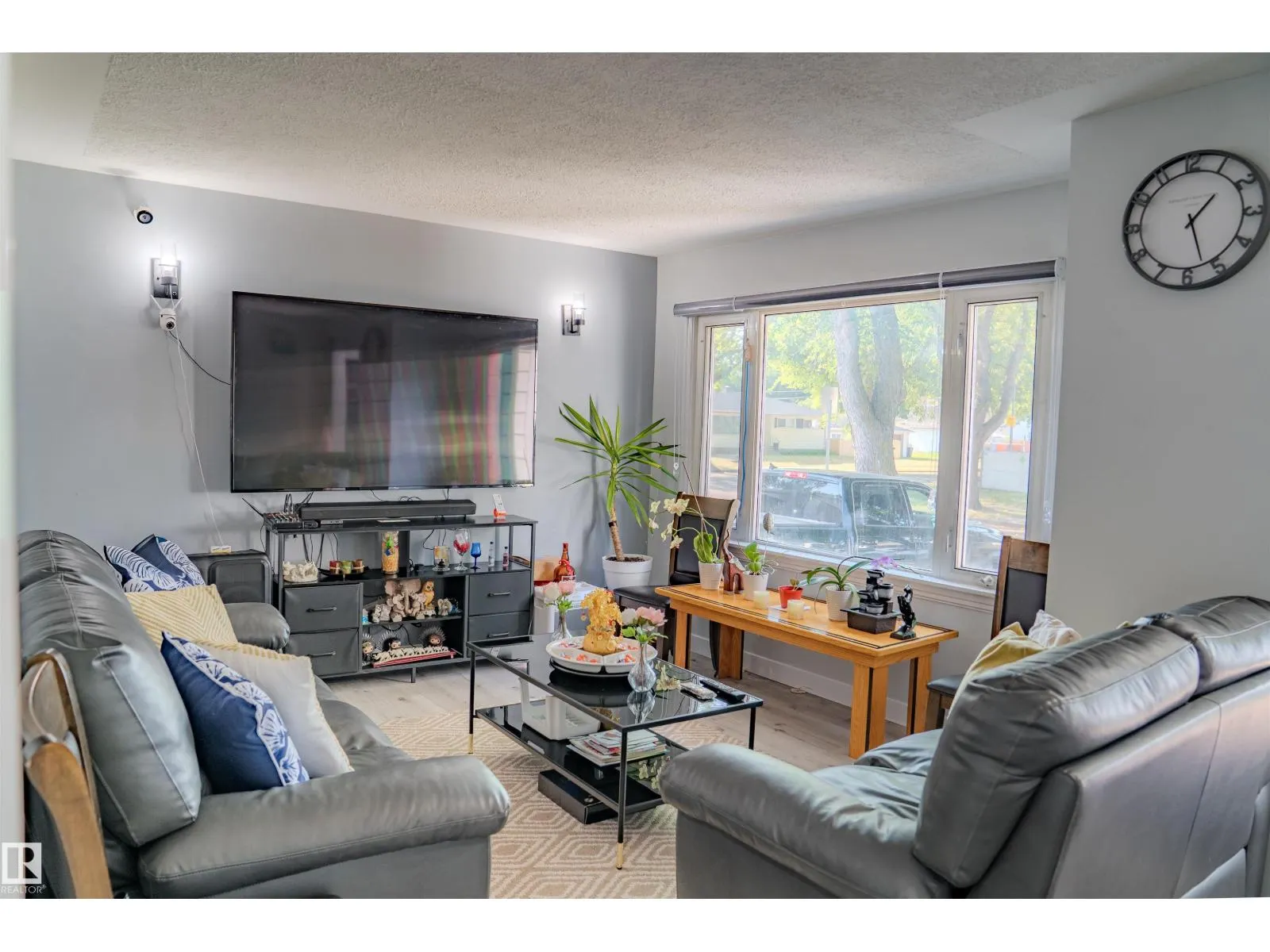 12005 40 ST NW