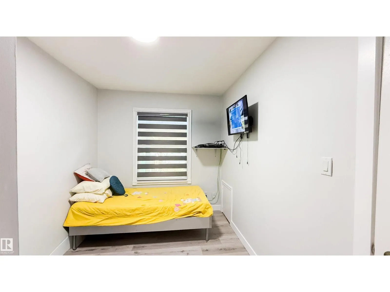 12005 40 ST NW