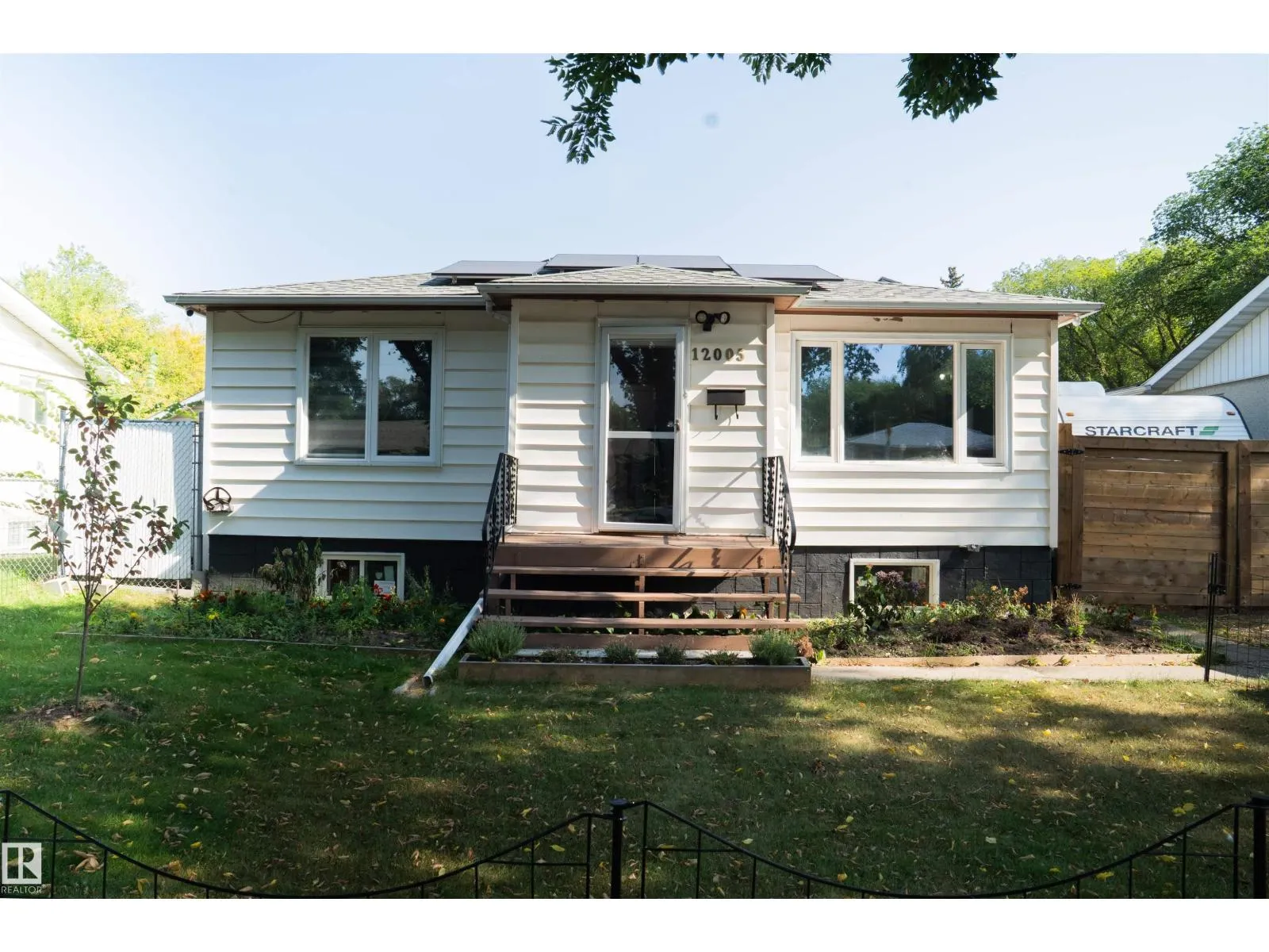 12005 40 ST NW