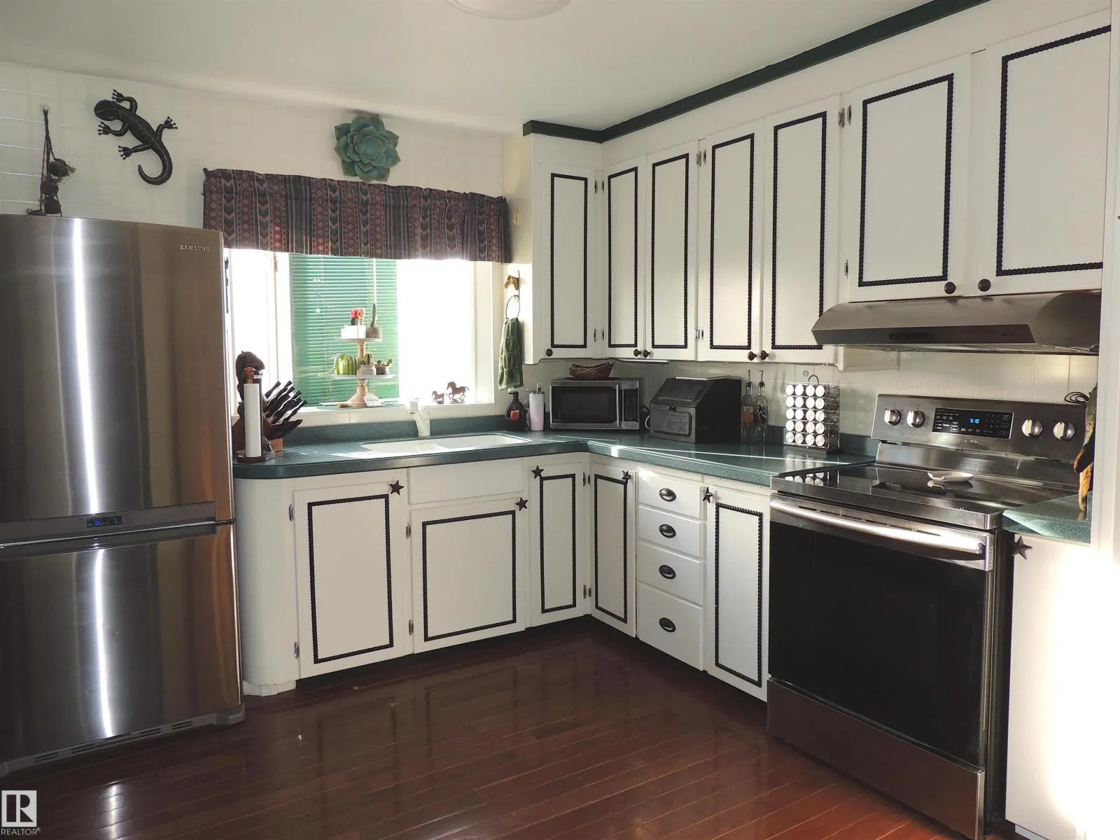 23005 TWP ROAD 572