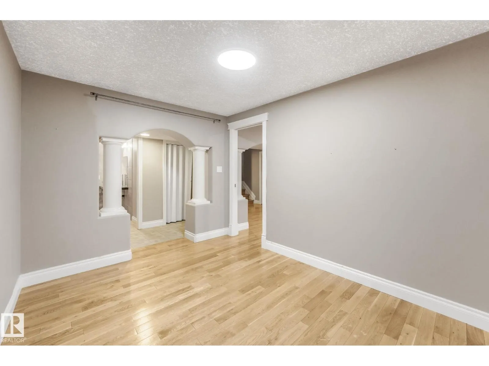 140 COTE CR NW