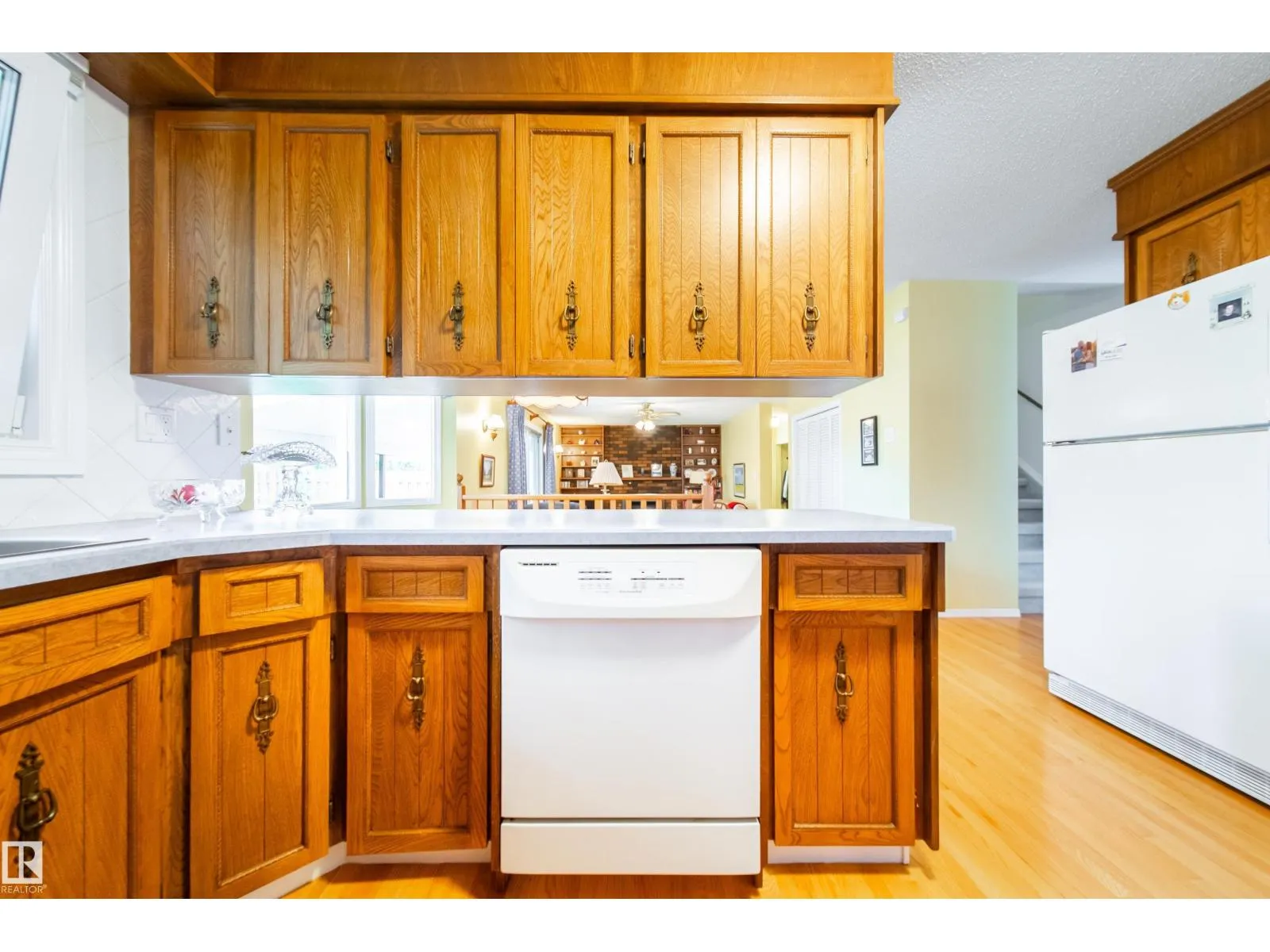 10820 42A AV NW