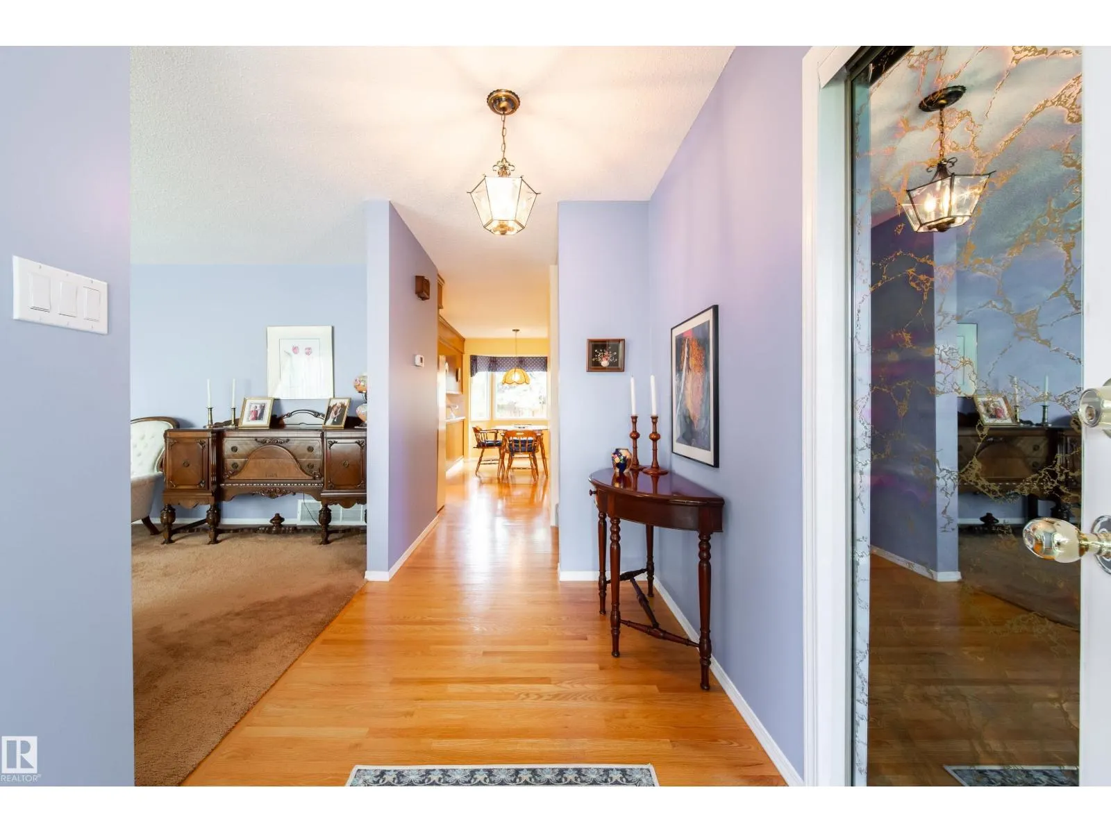 10820 42A AV NW