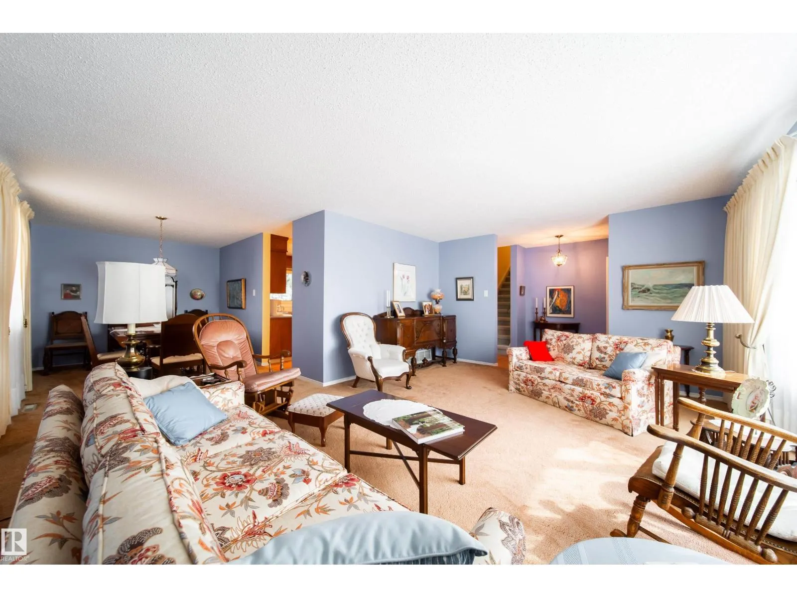 10820 42A AV NW
