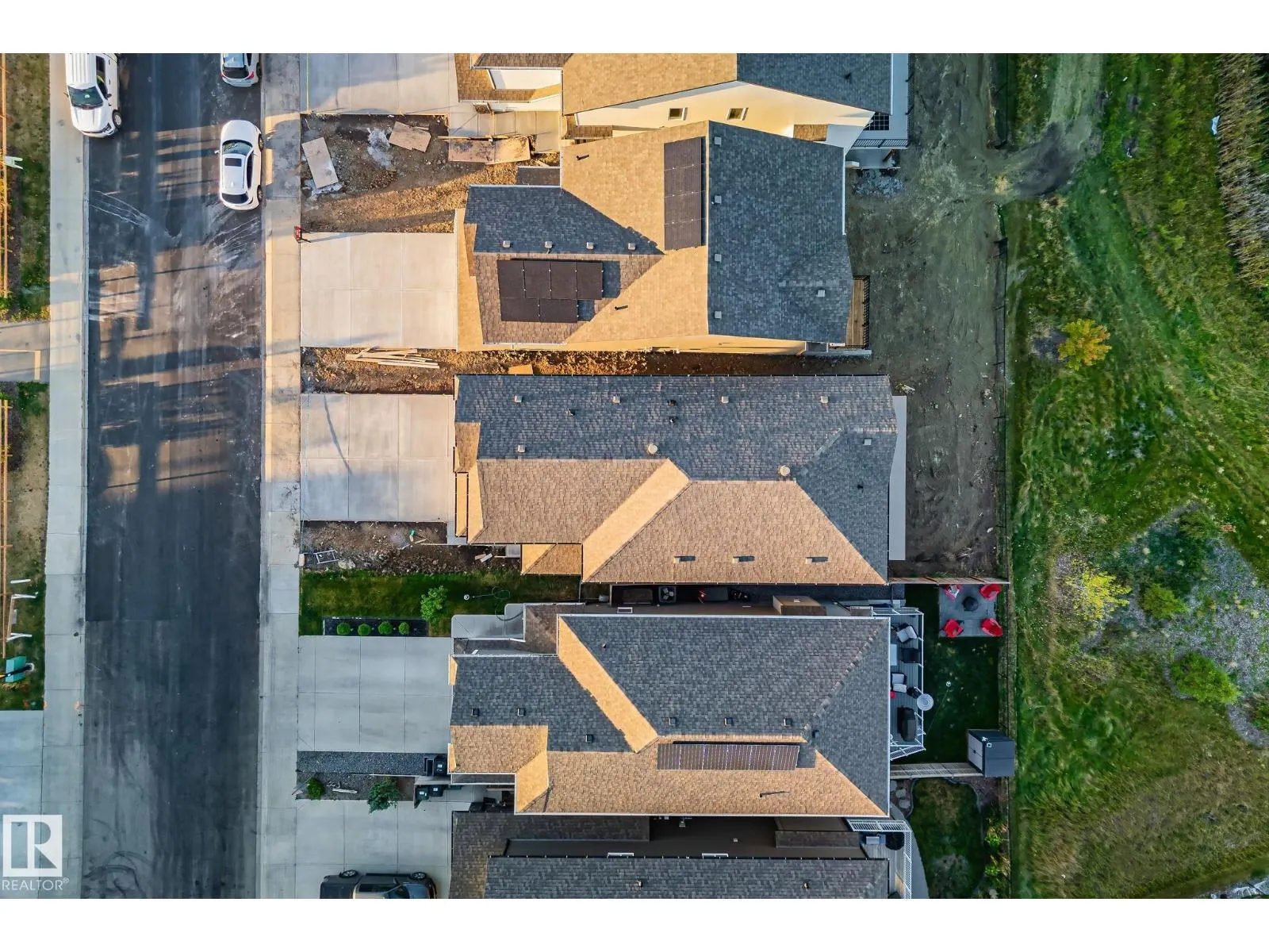 41 Savoy Cr