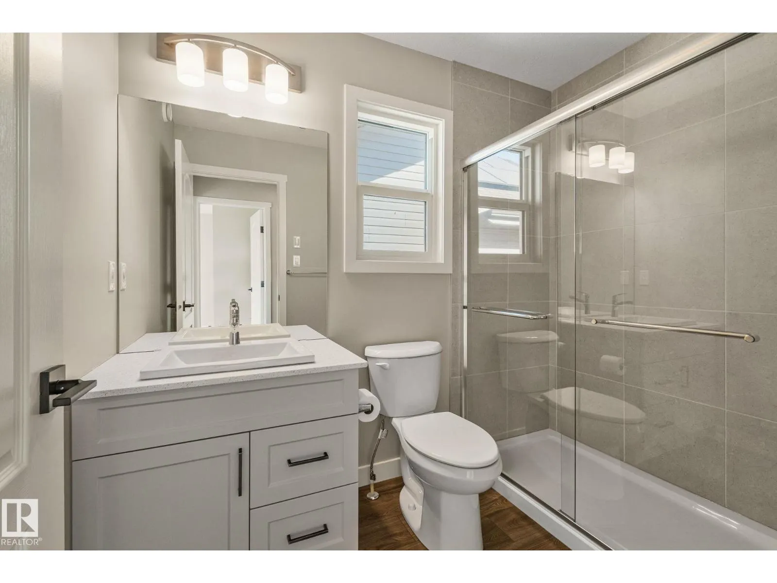 41 Savoy Cr