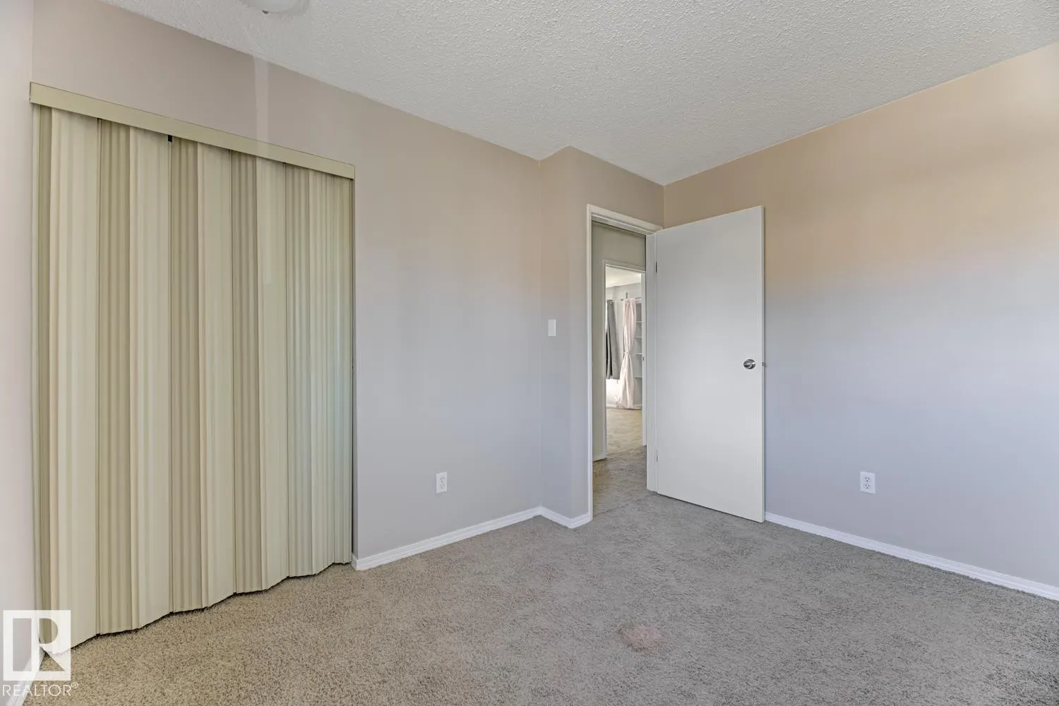 #33 15710 BEAUMARIS RD NW