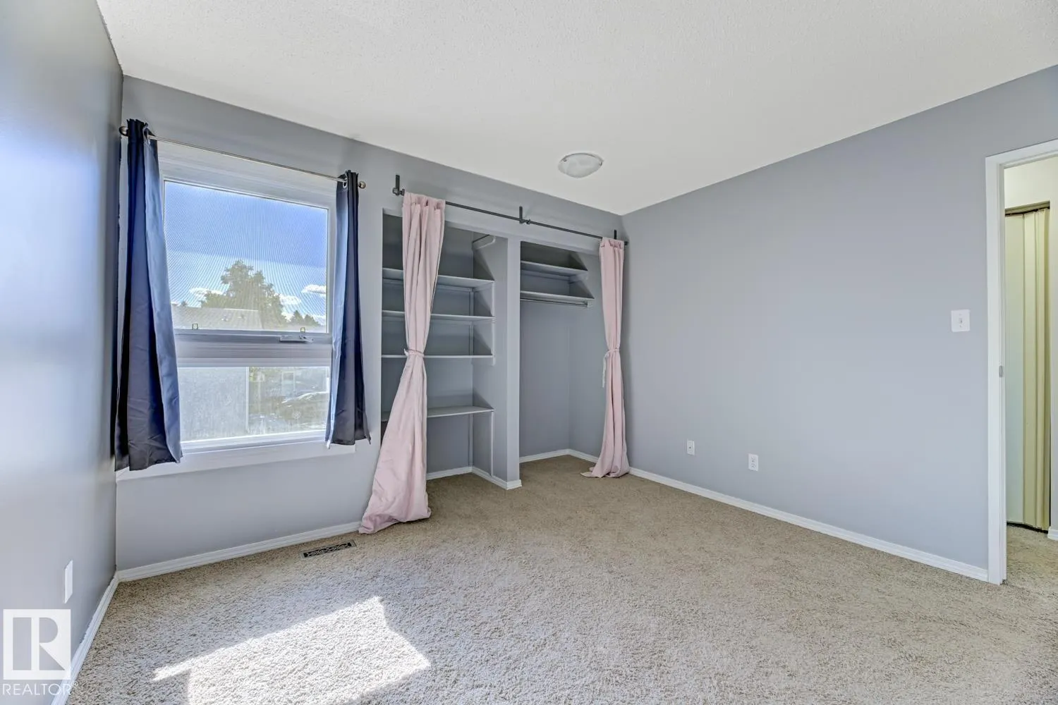 #33 15710 BEAUMARIS RD NW