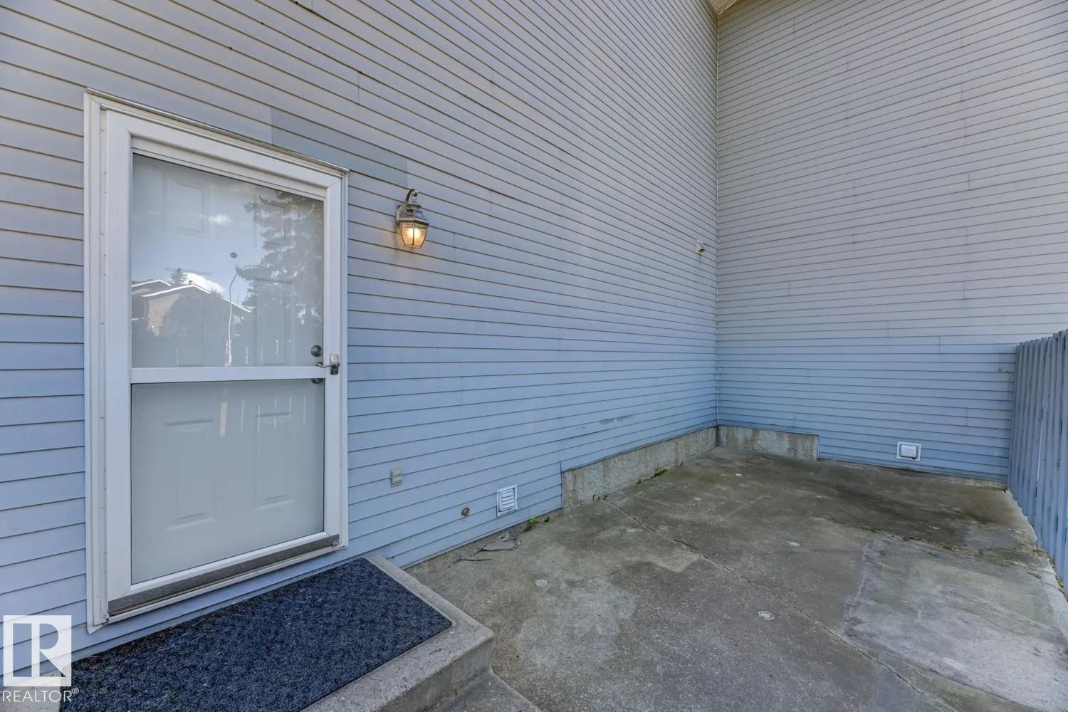 #33 15710 BEAUMARIS RD NW