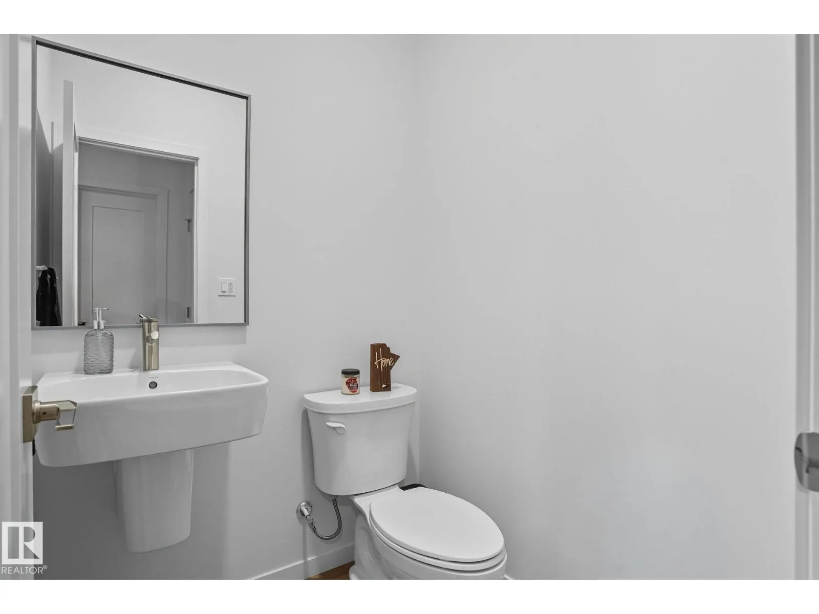 3302 KULAY WY SW
