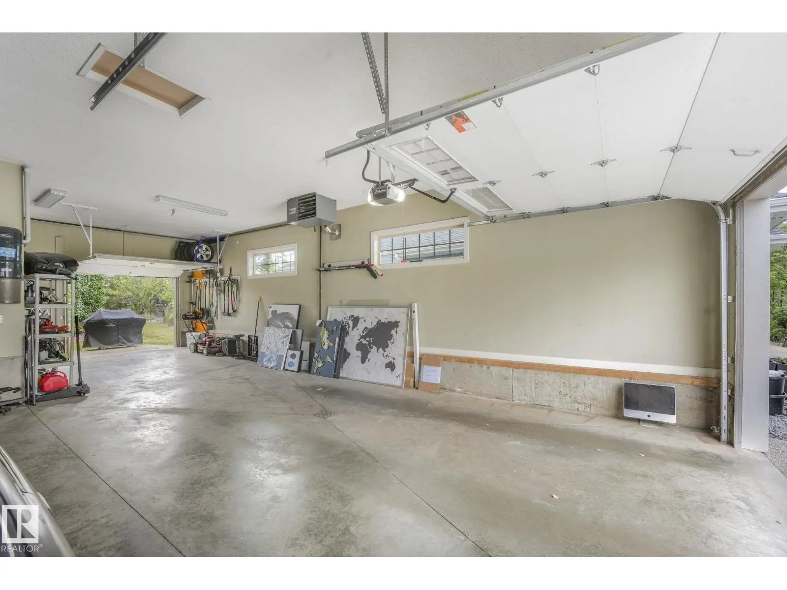 2441 BOWEN WD SW