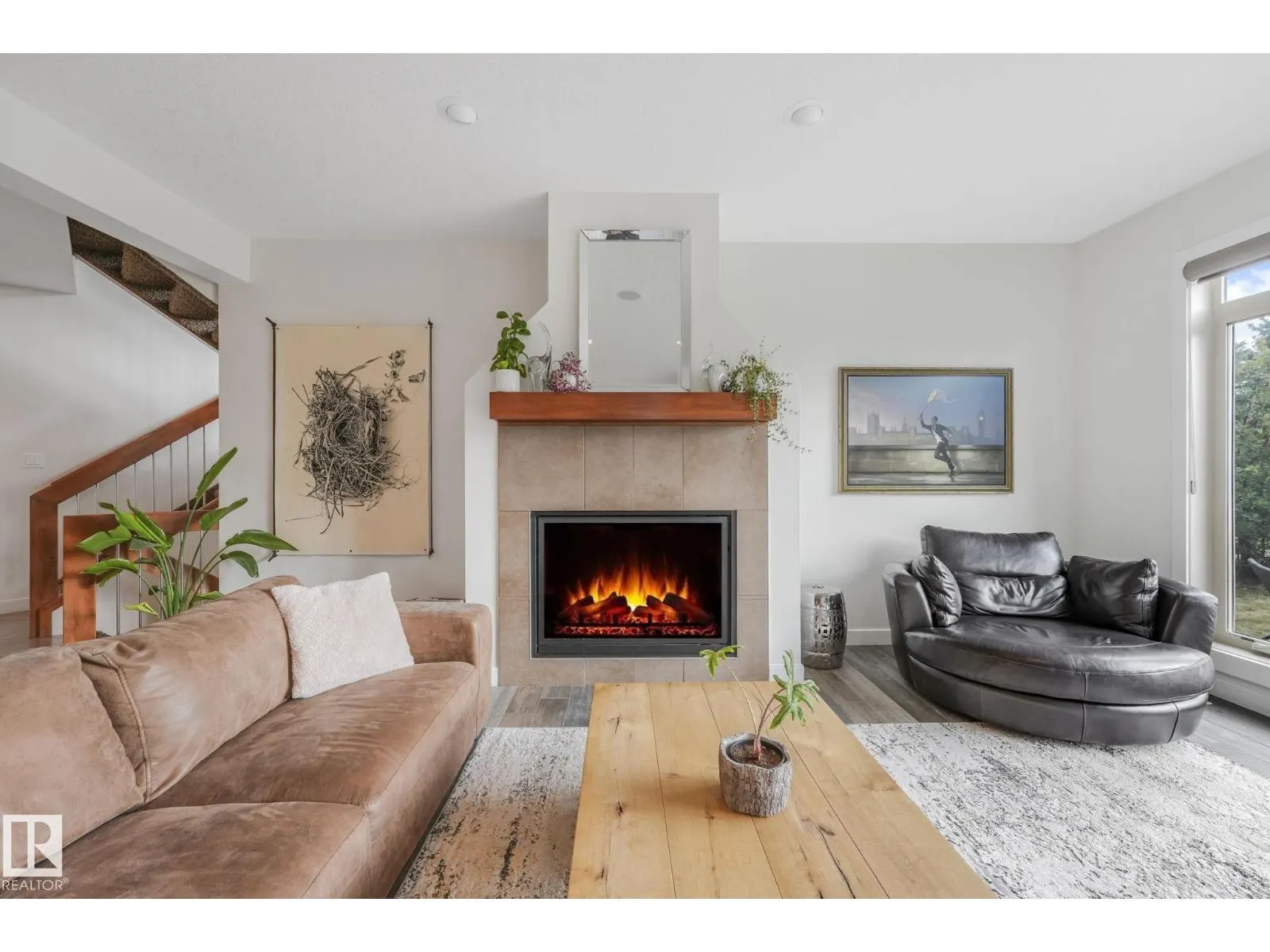 2441 BOWEN WD SW