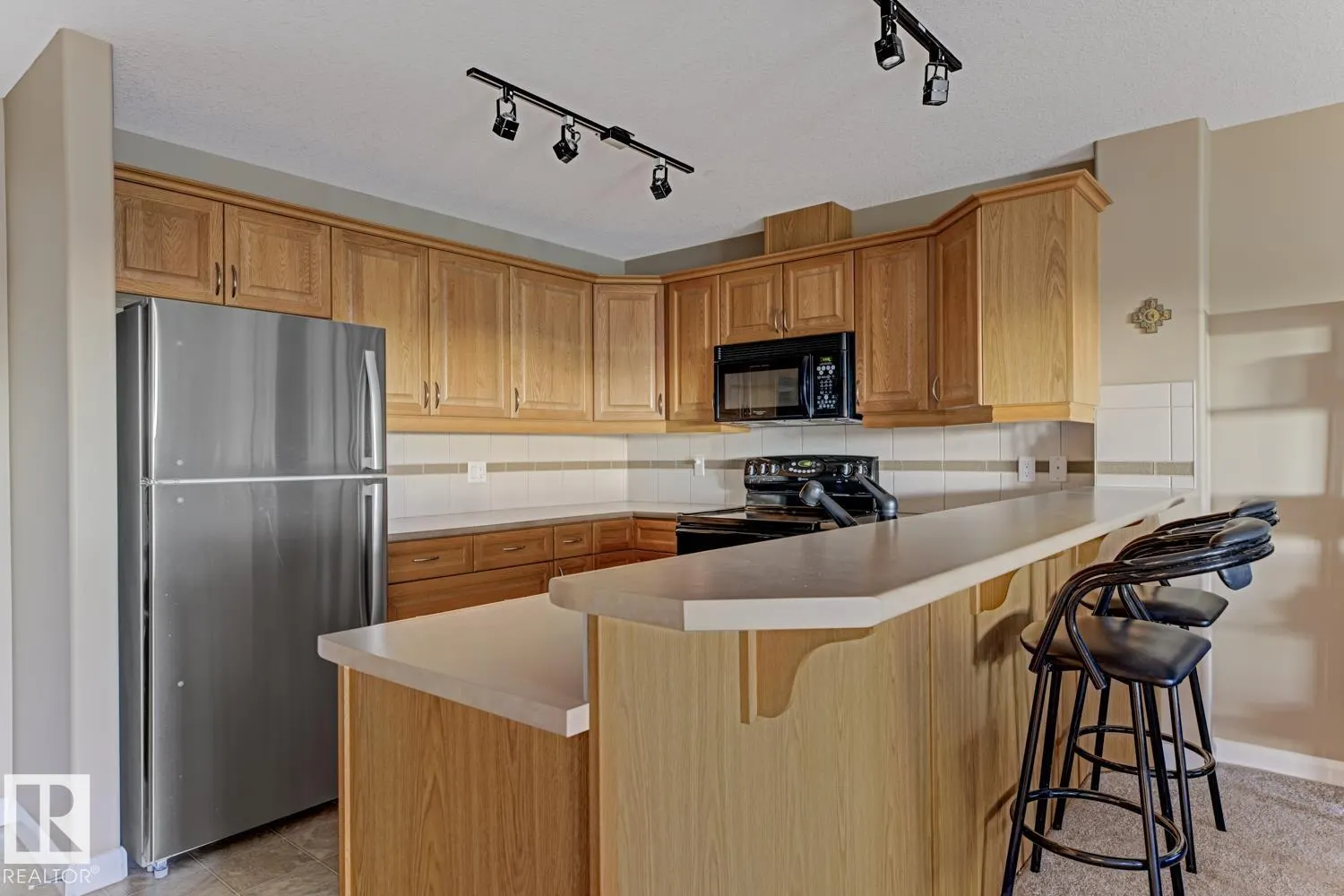 #310 530 HOOKE RD NW