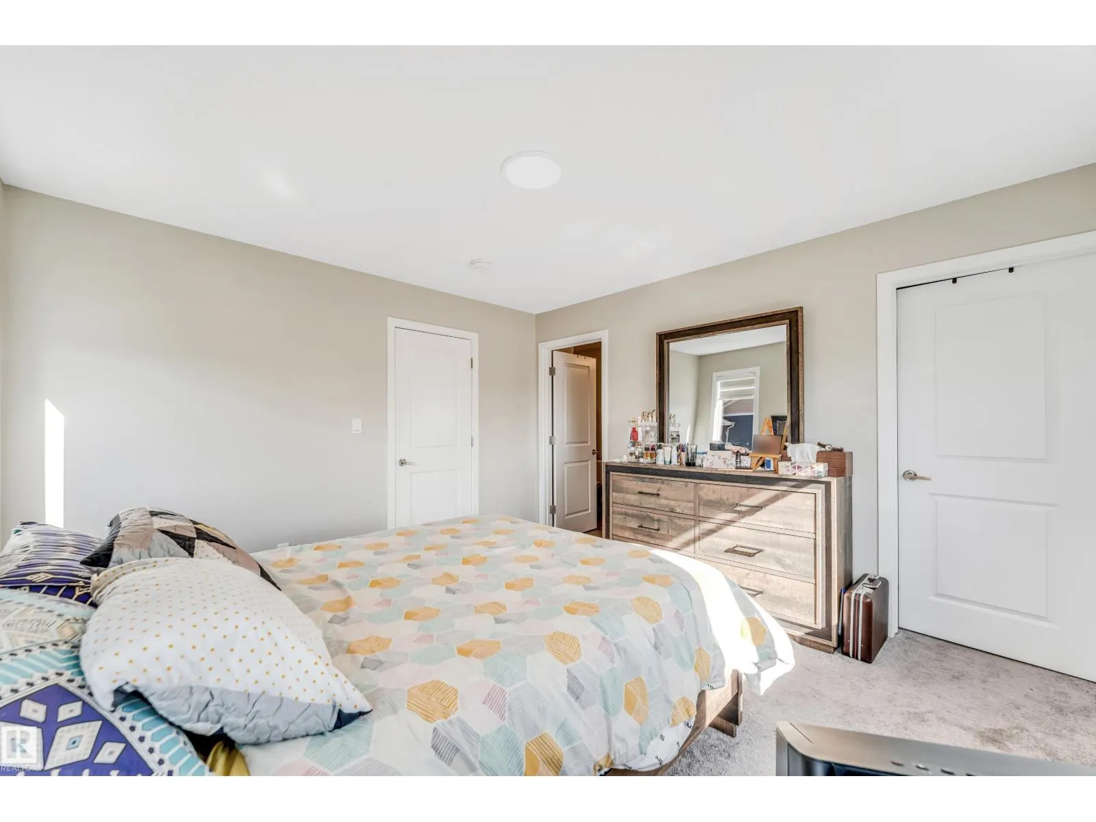 232 ORCHARDS BV SW