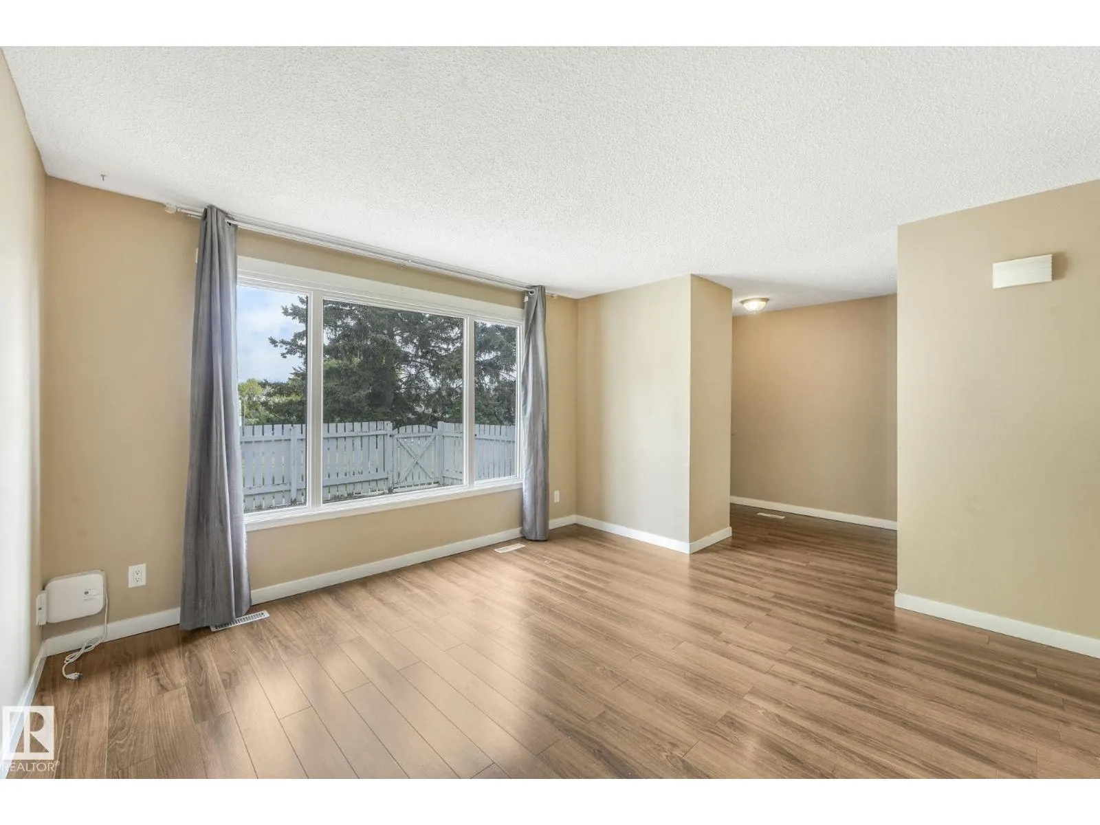 5 AMBERLY CO NW