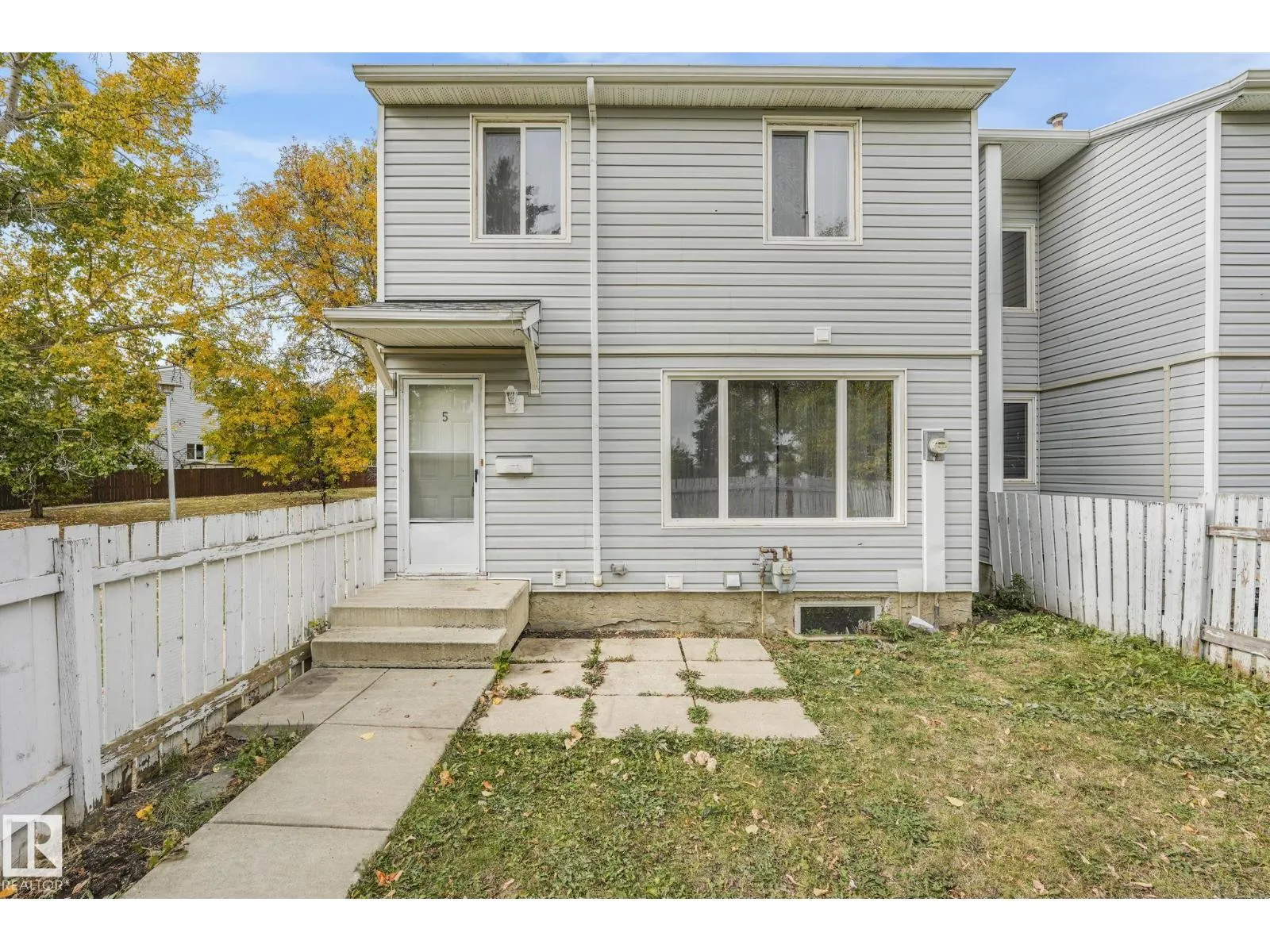 5 AMBERLY CO NW