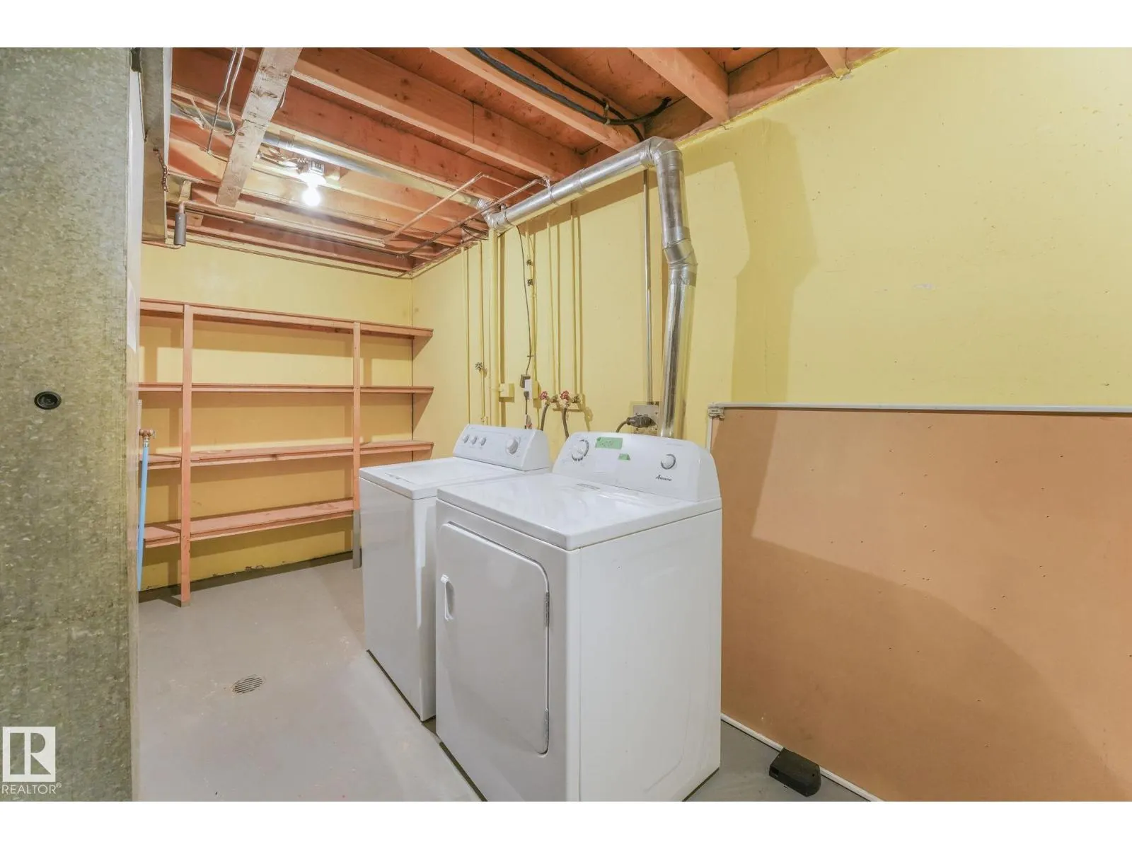 5 AMBERLY CO NW