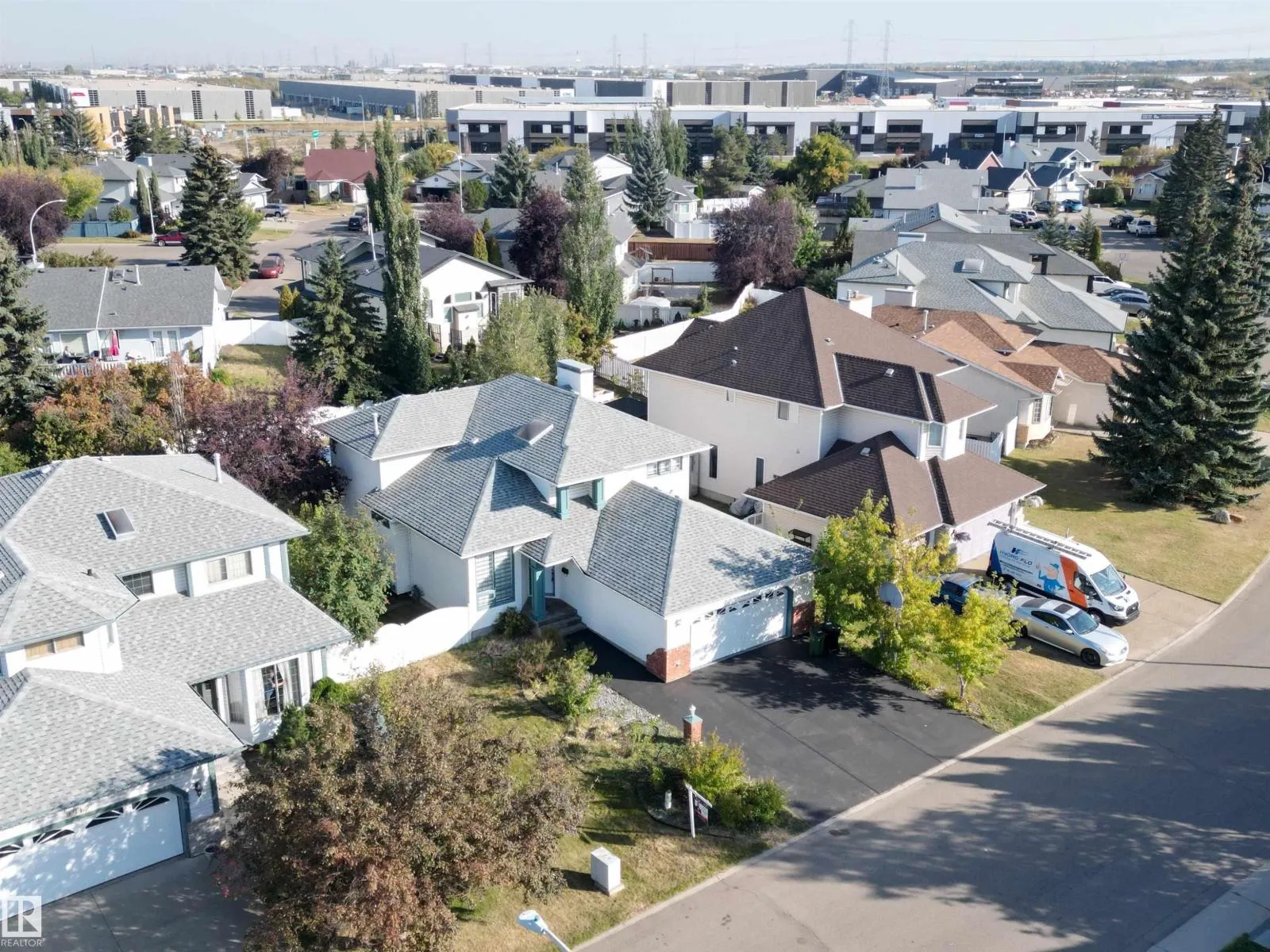 2908 44A AV NW