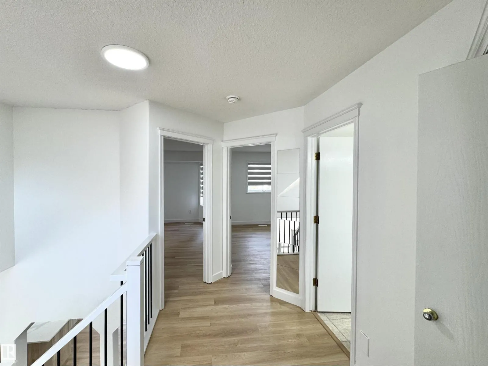 2908 44A AV NW