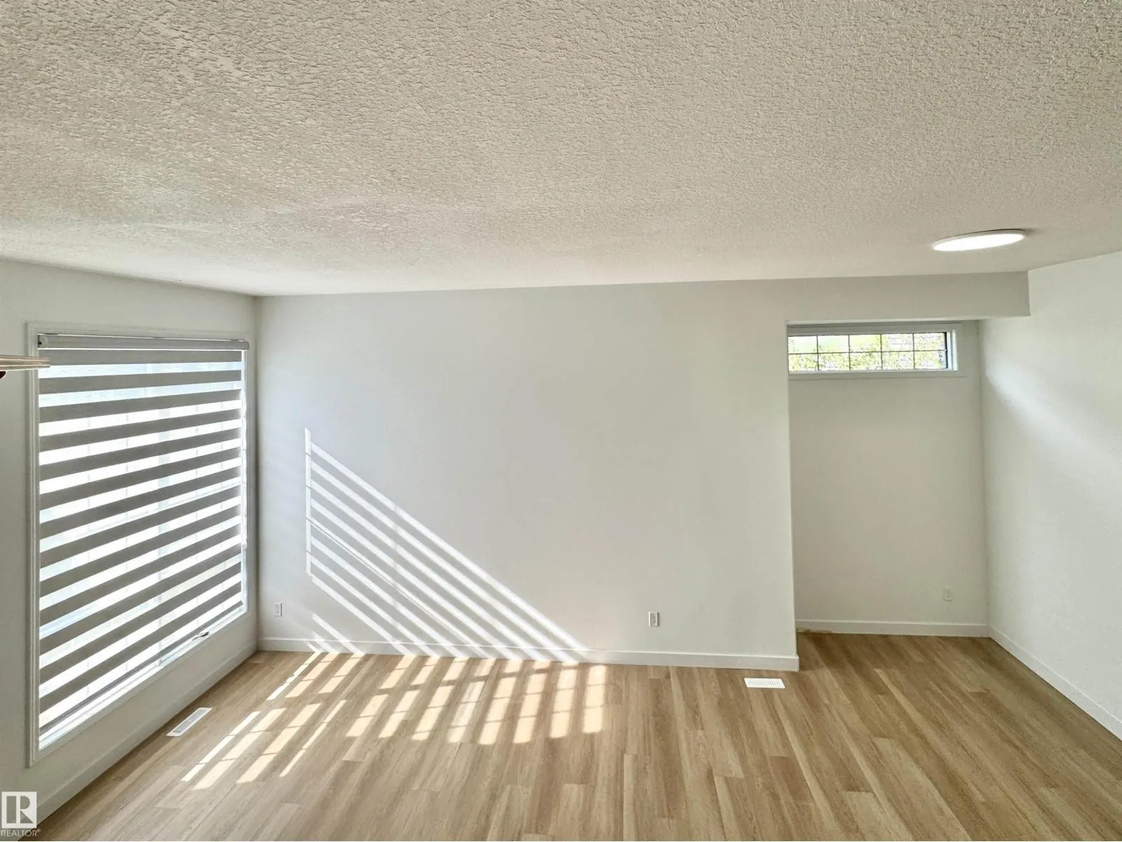 2908 44A AV NW