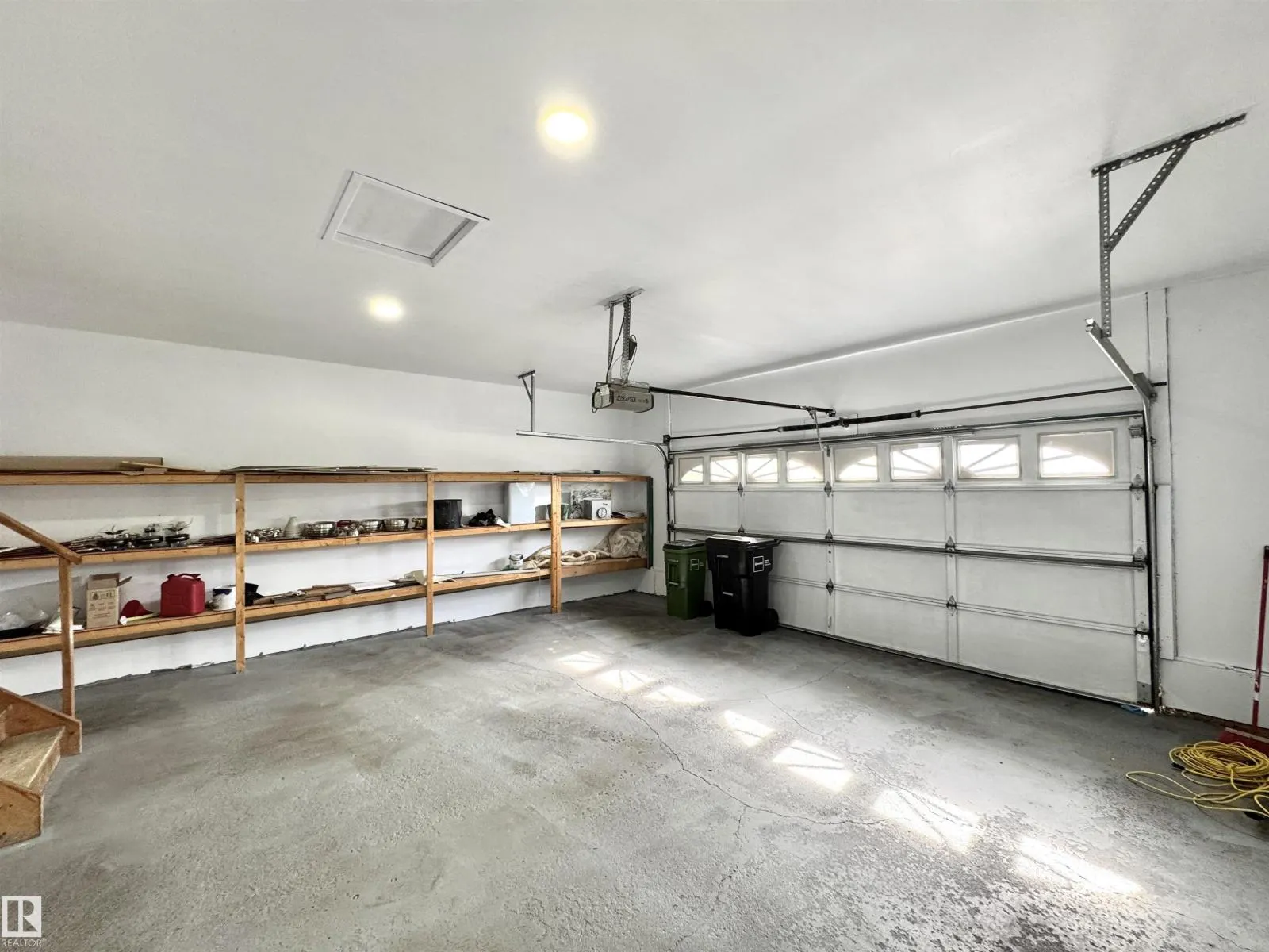 2908 44A AV NW
