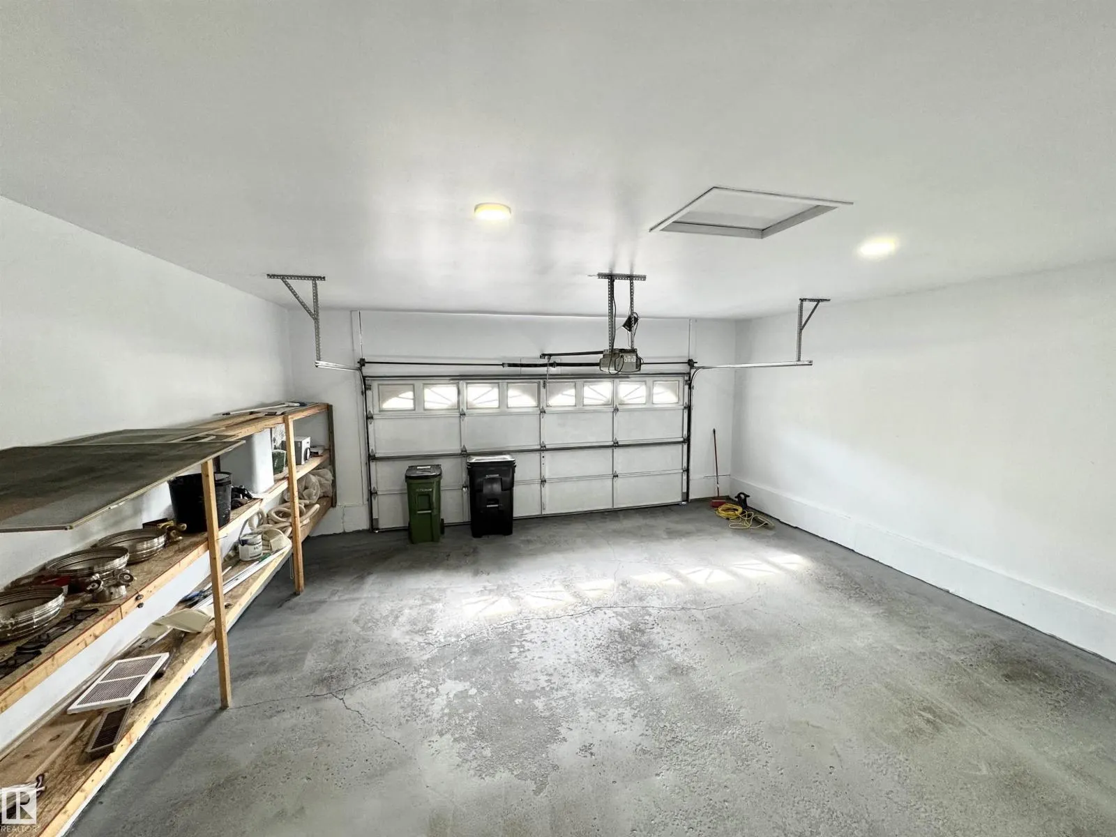 2908 44A AV NW