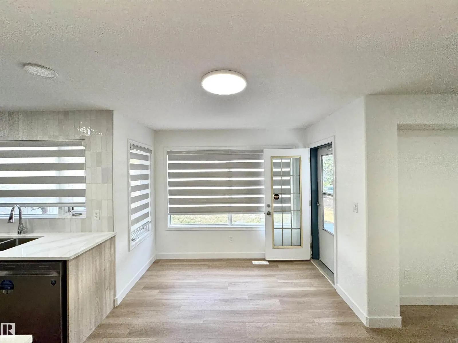 2908 44A AV NW