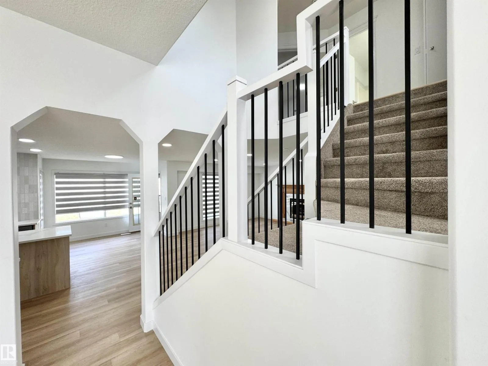 2908 44A AV NW