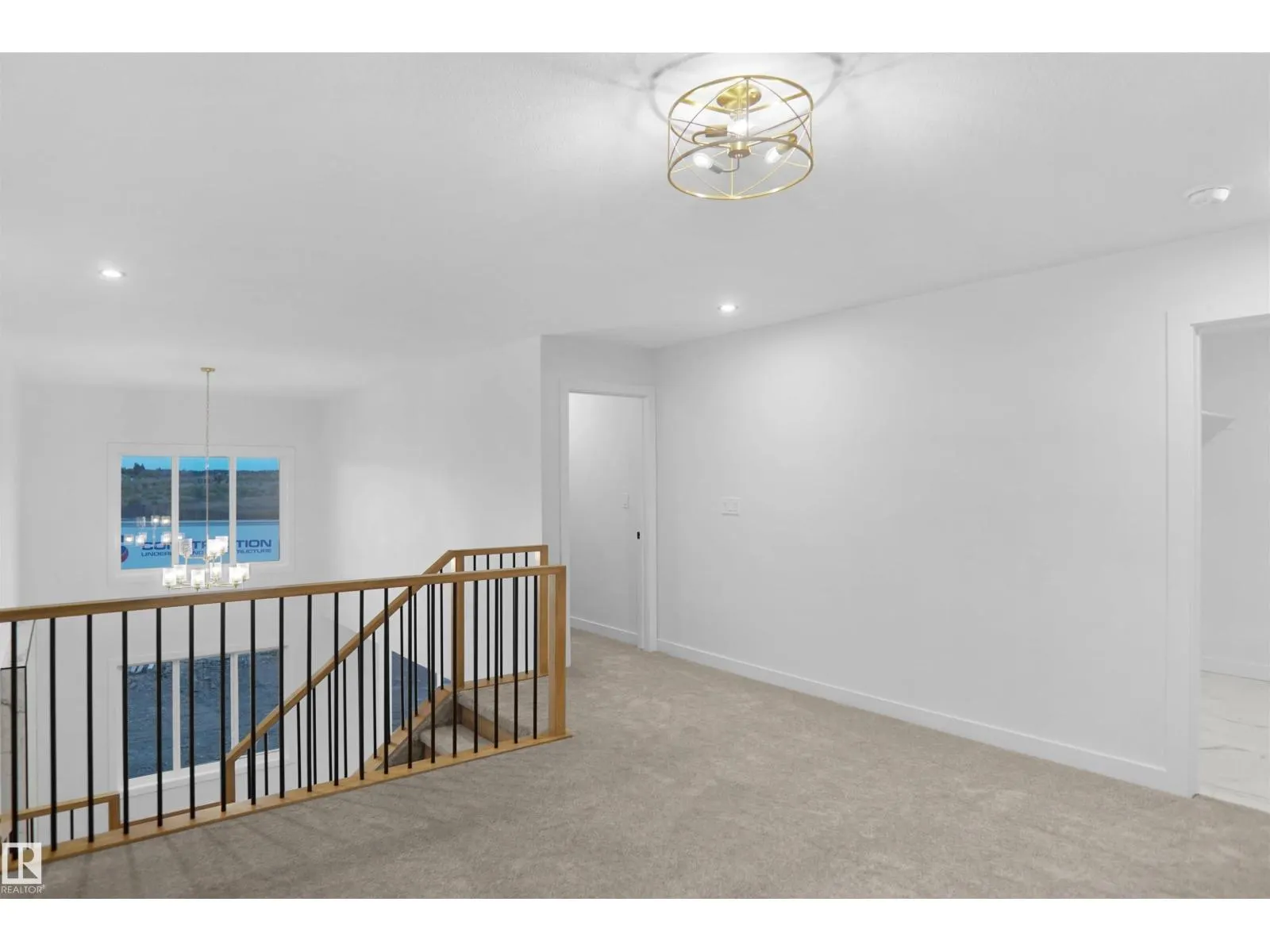 4 AXELWOOD CRESENT
