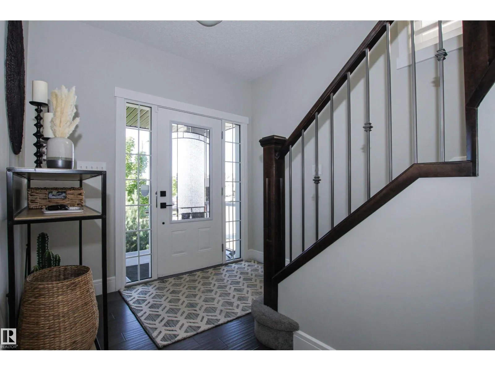 181 SANDALWOOD CR