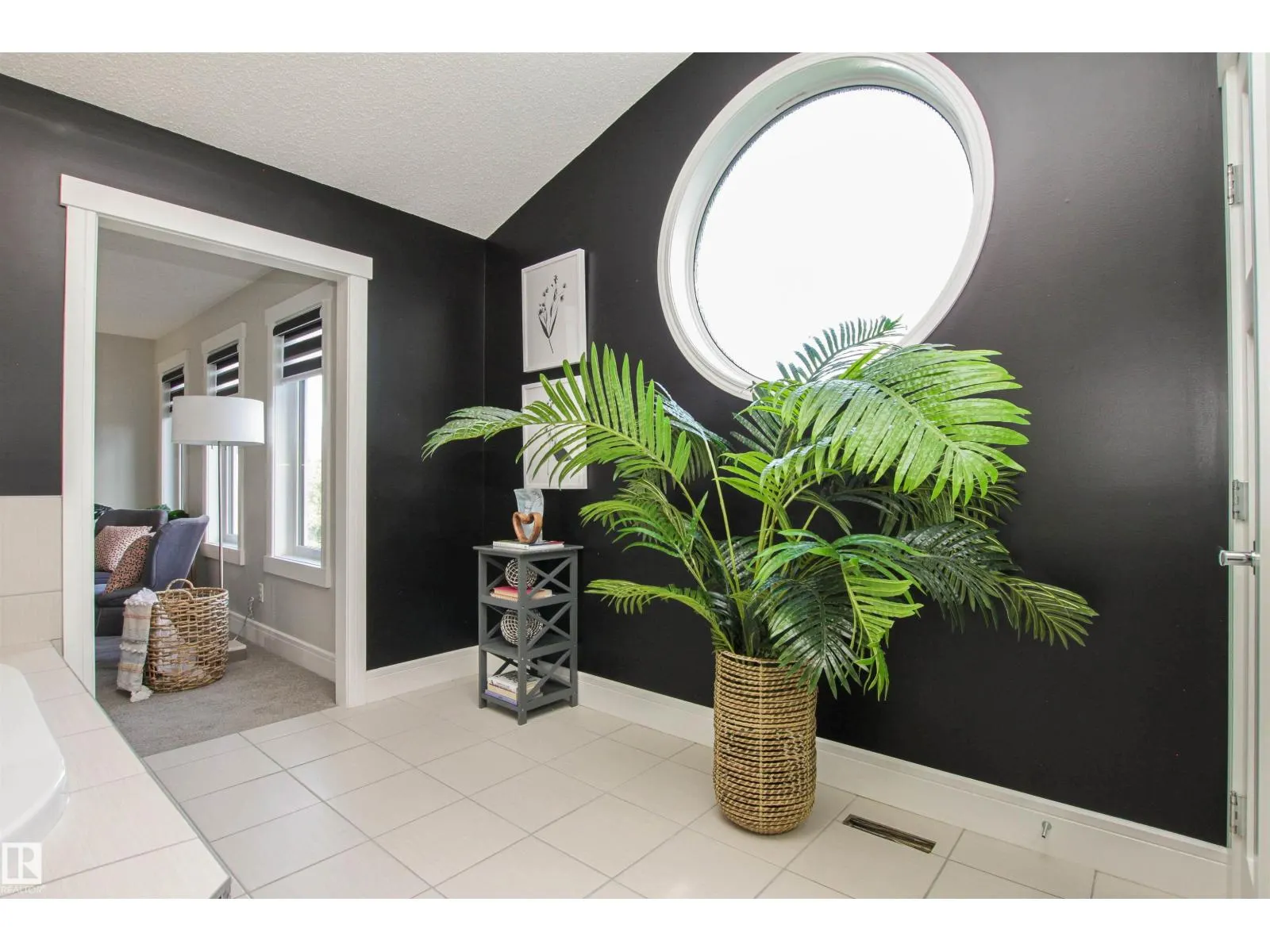 181 SANDALWOOD CR