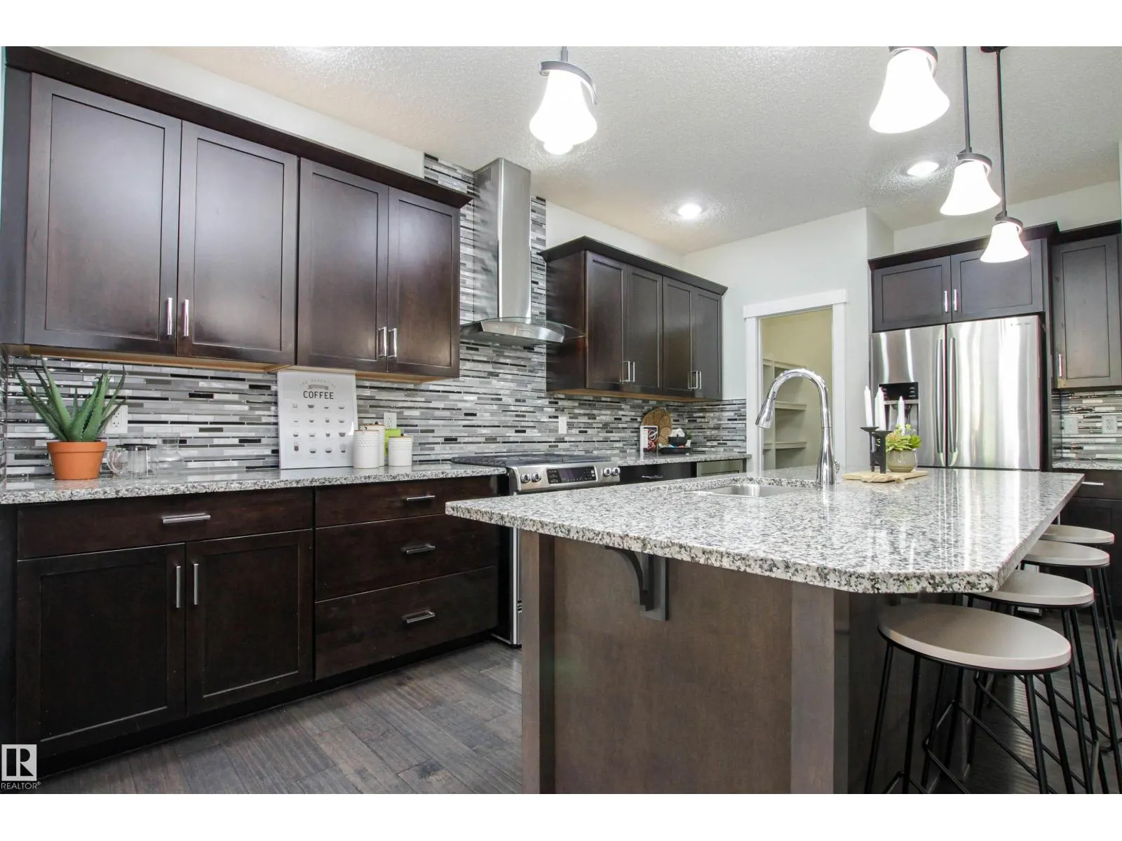 181 SANDALWOOD CR