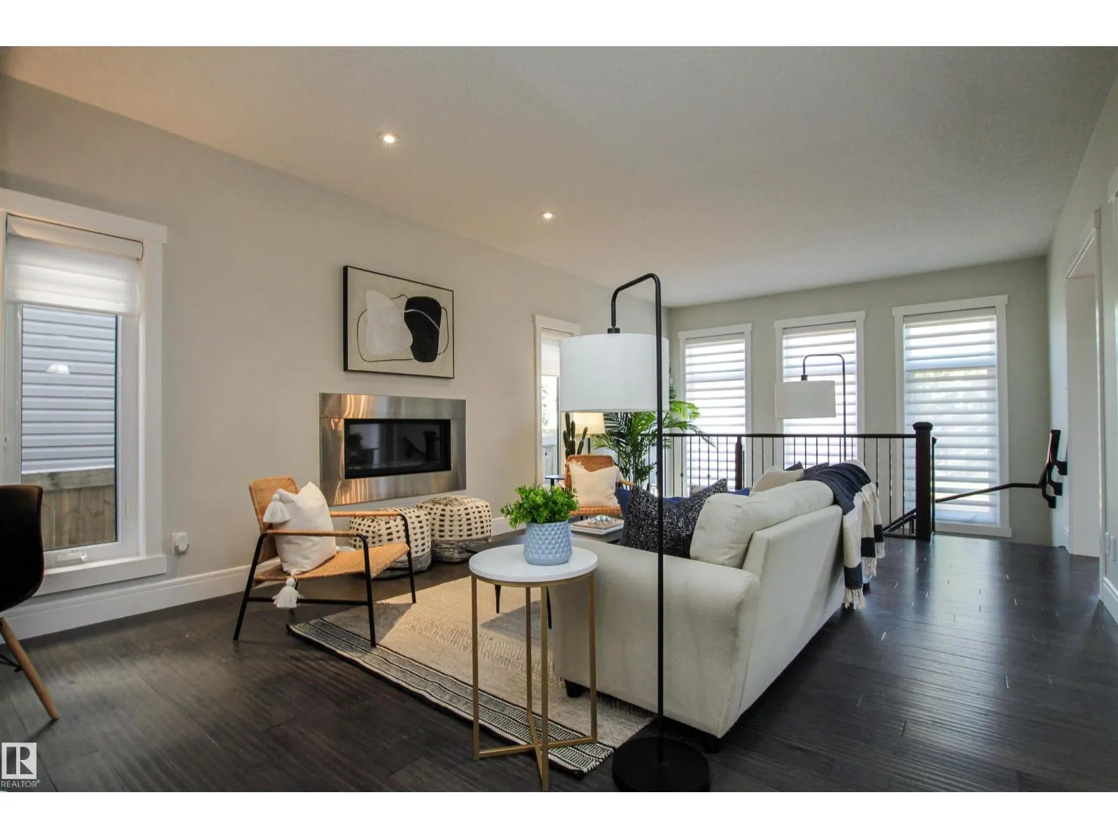 181 SANDALWOOD CR